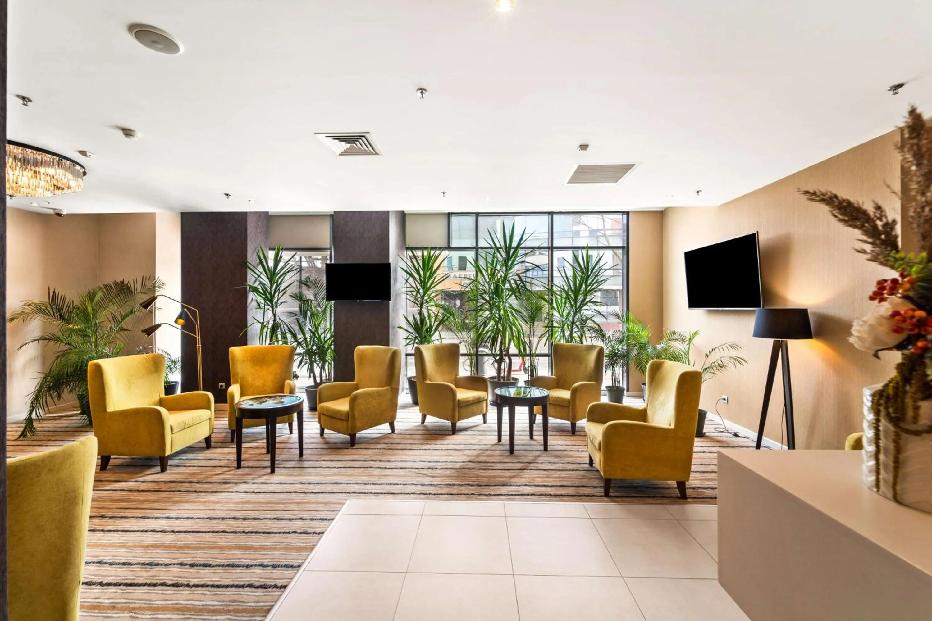 Lobby or reception in Hampton by Hilton Cluj-Napoca