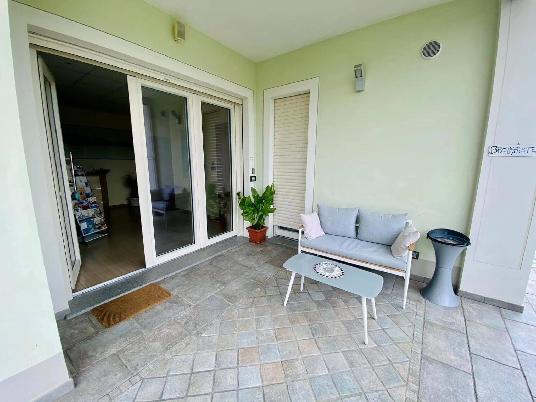 Patio in Eremes Rooms & Apartments