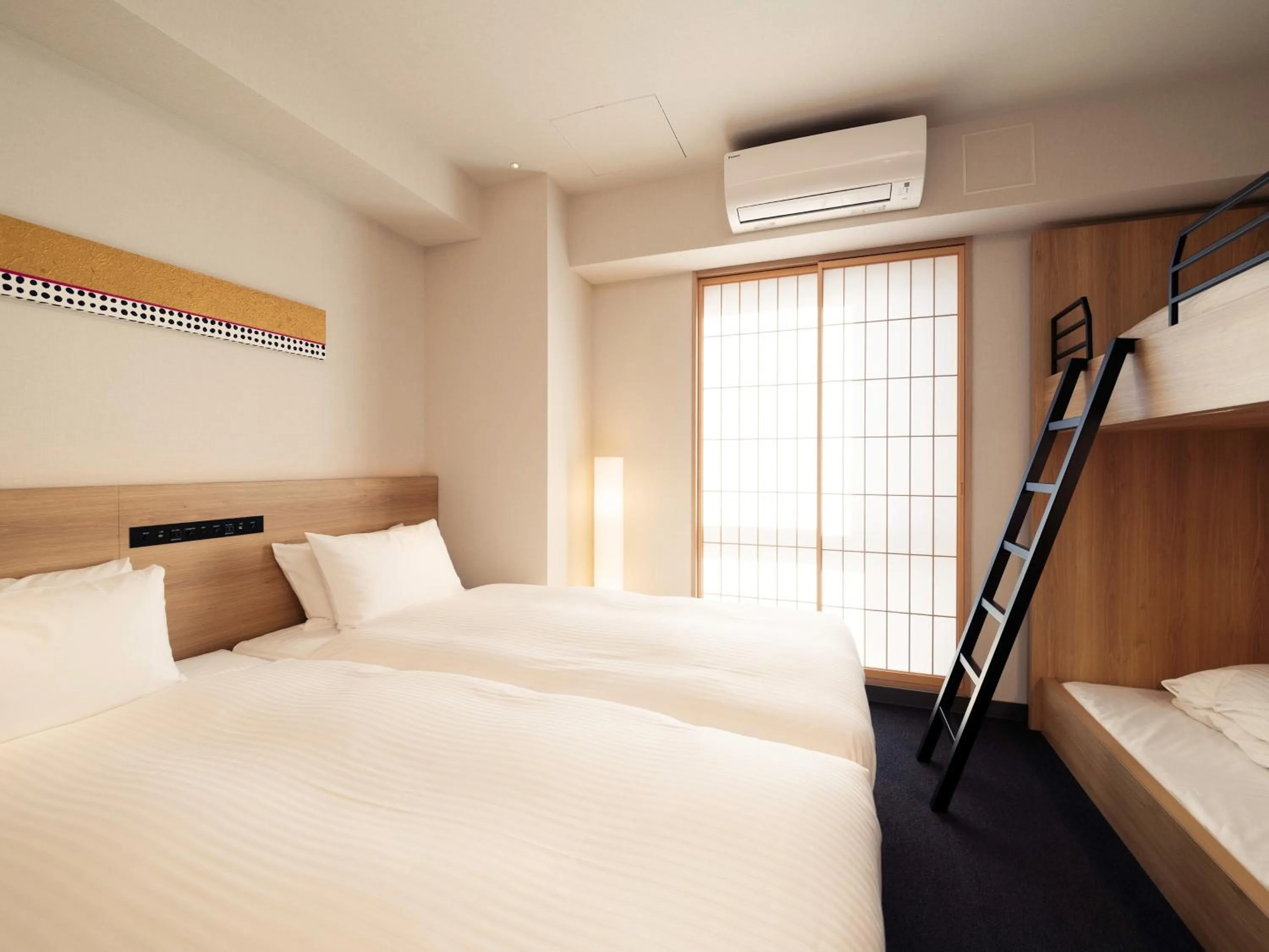 Photo of the whole room, Bed in MIMARU Tokyo Hatchobori