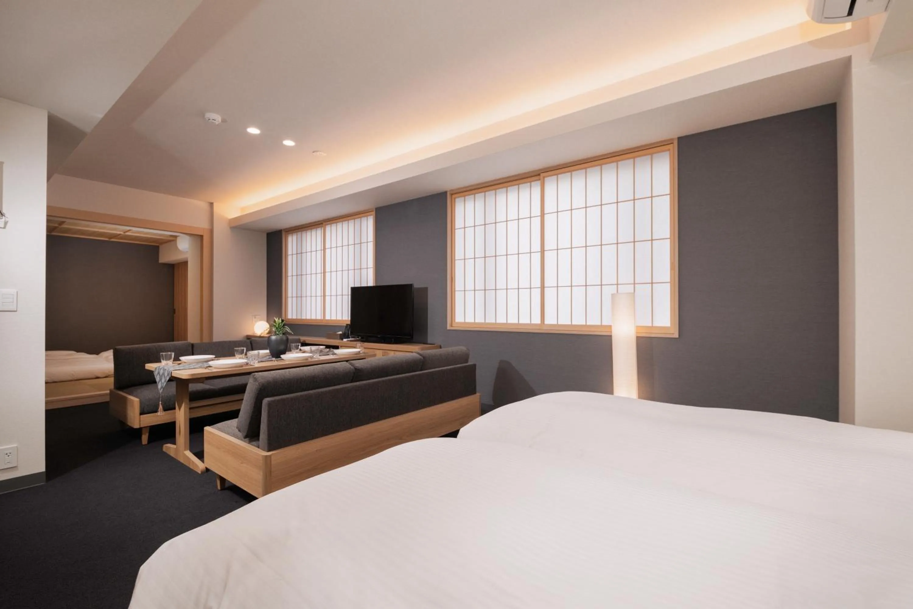 Photo of the whole room, Bed in MIMARU Tokyo Hatchobori