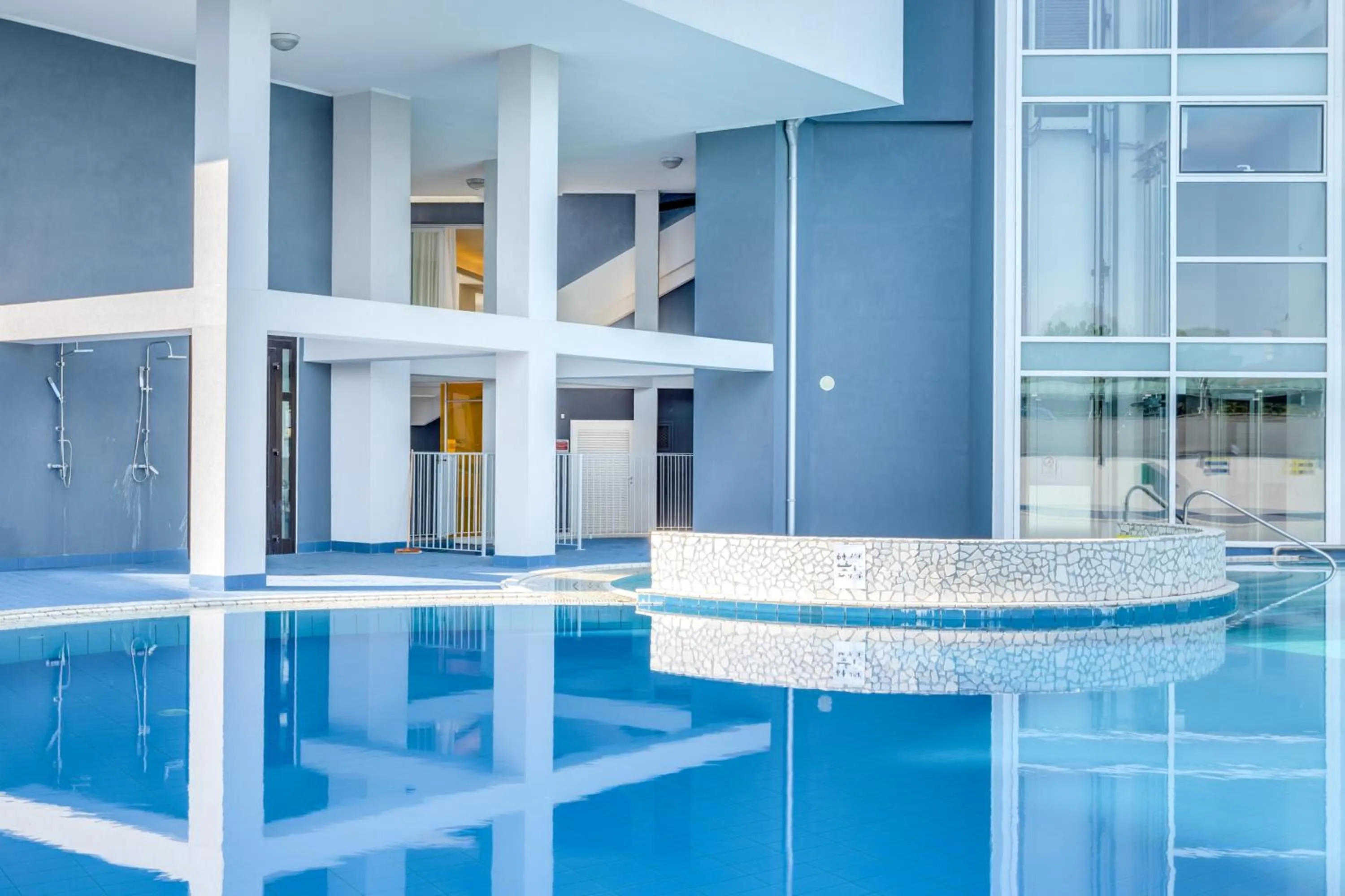 Open Air Bath in Hotel Ambassador