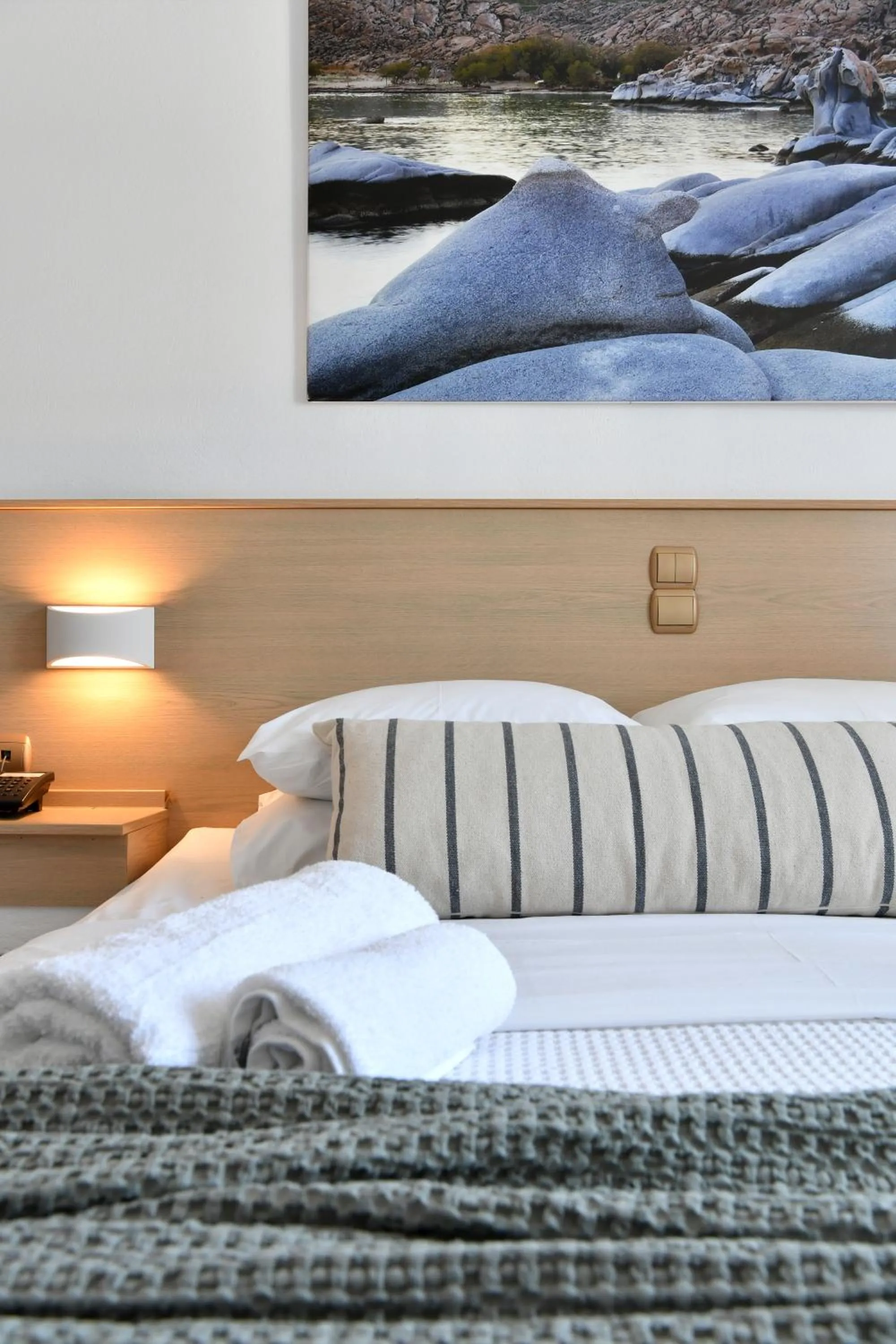 Bedroom in Sunset View Hotel