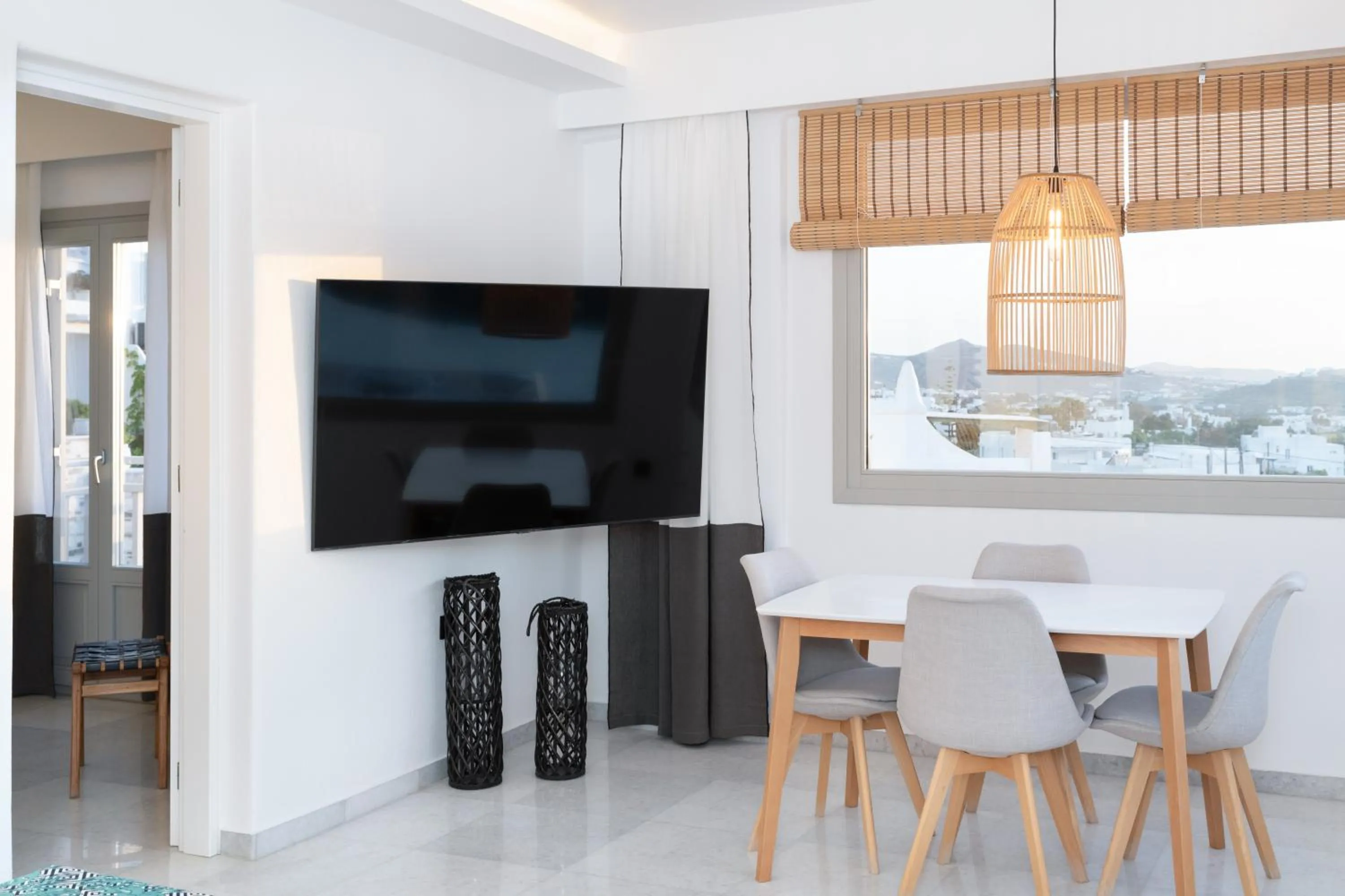 Living room in Sunset View Hotel