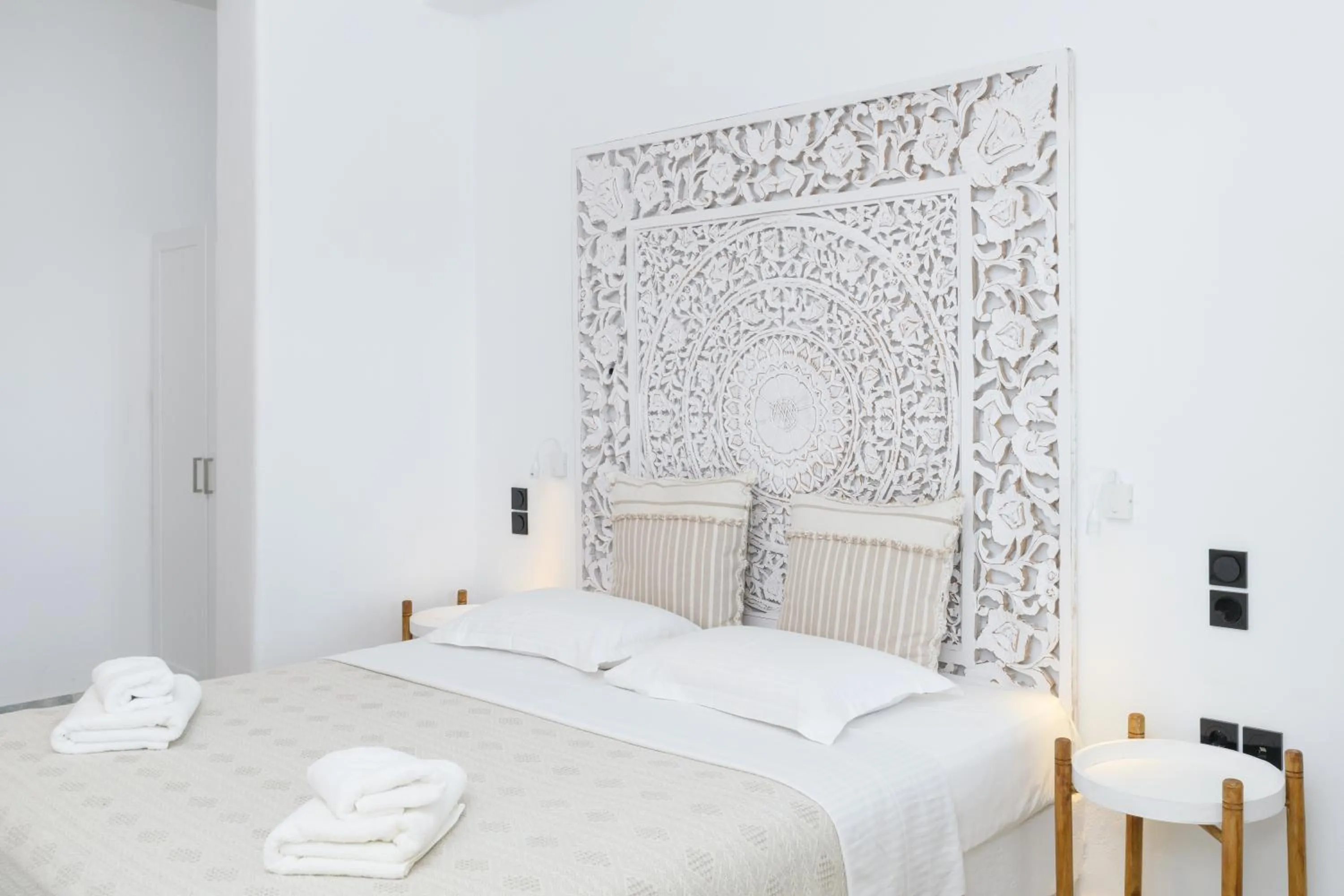 Bedroom in Sunset View Hotel