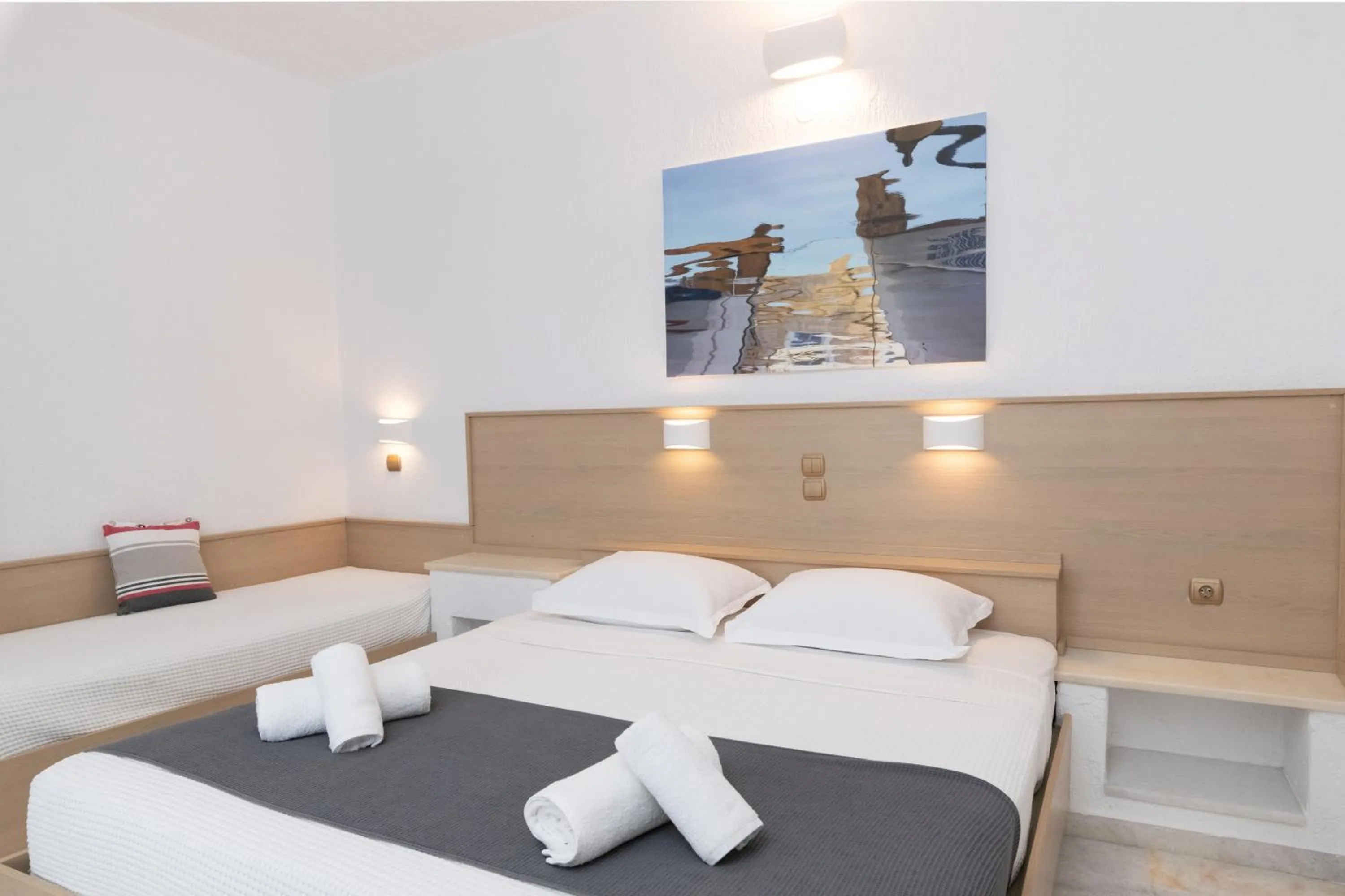 Decorative detail in Sunset View Hotel