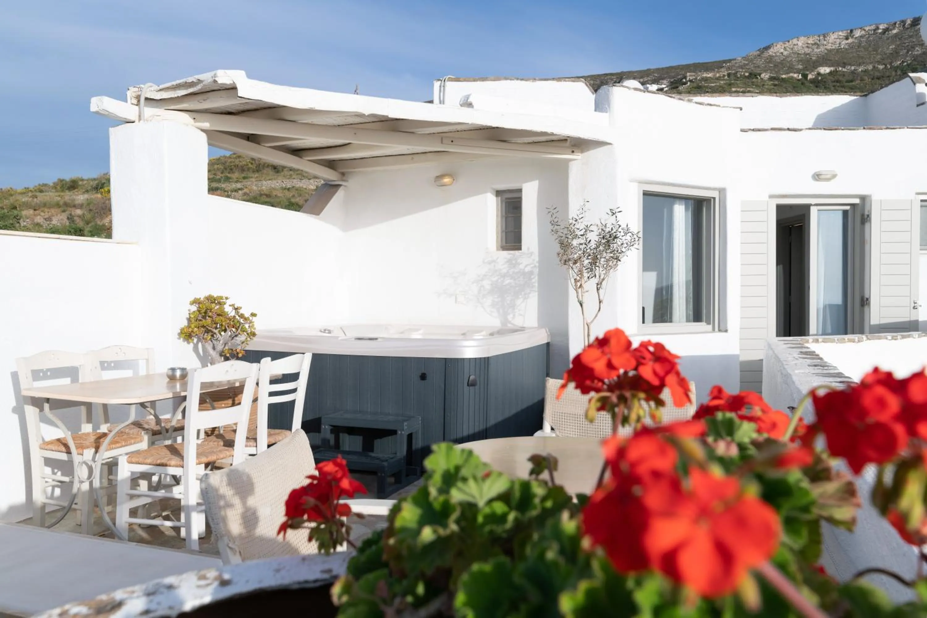 Hot Tub in Sunset View Hotel