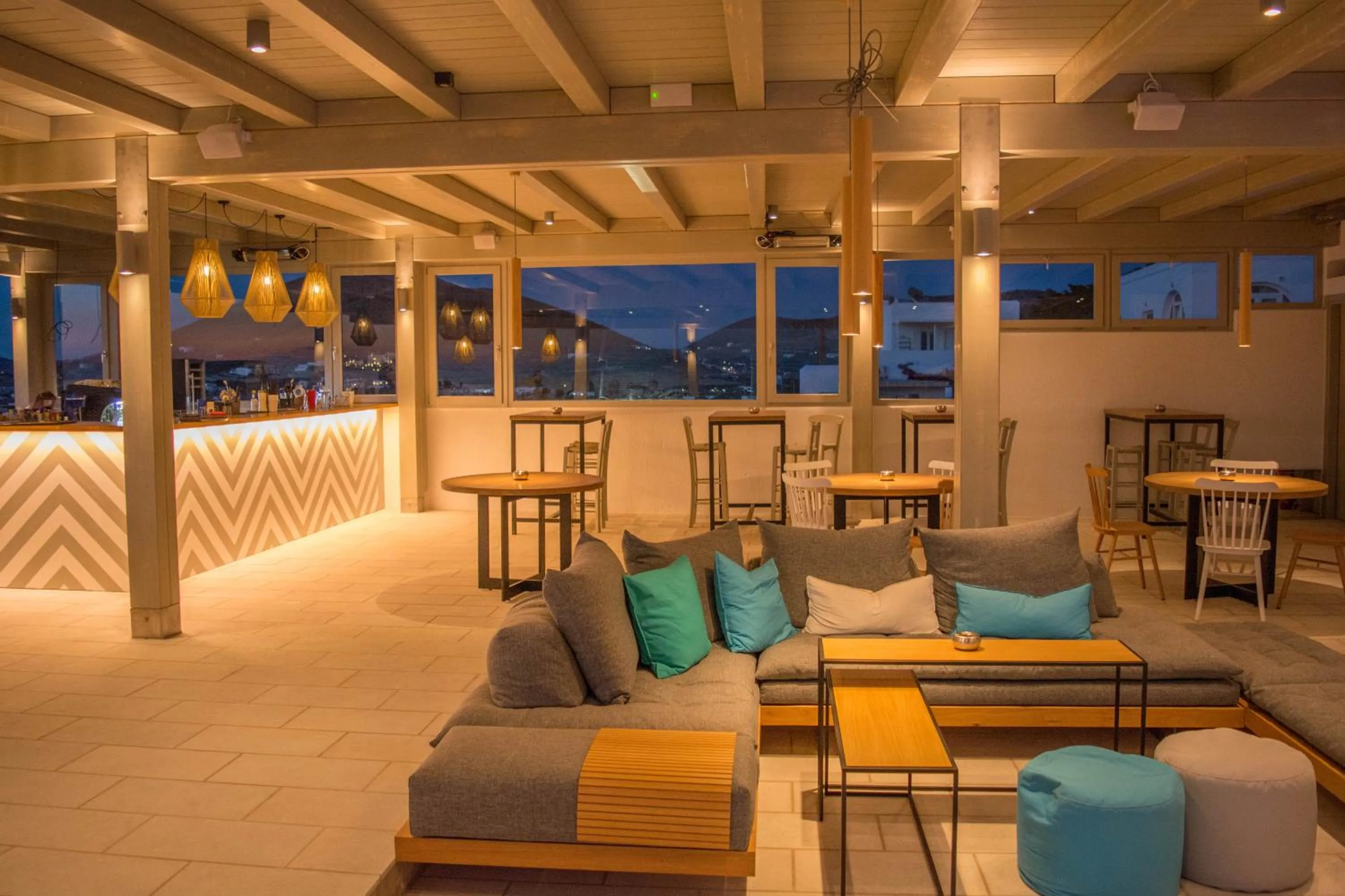 Restaurant/places to eat in Sunset View Hotel