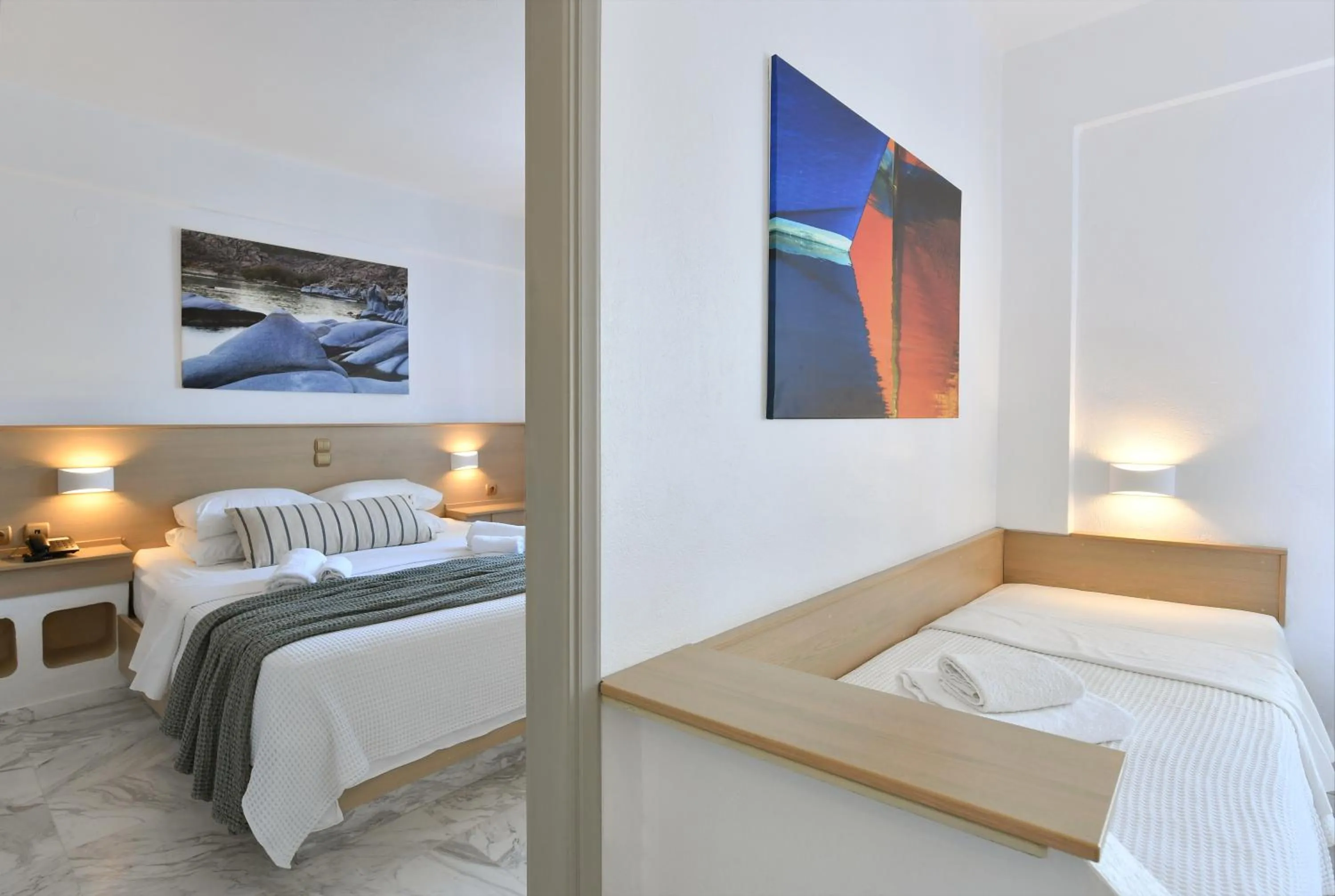 Bedroom in Sunset View Hotel