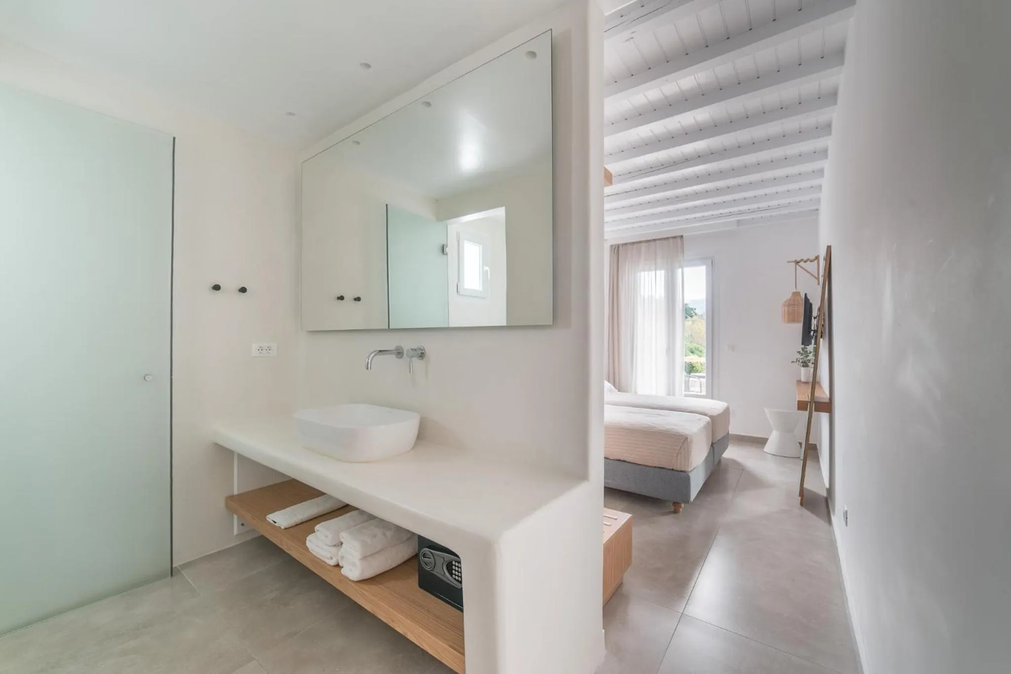 Bathroom in Vienoula's Garden Hotel