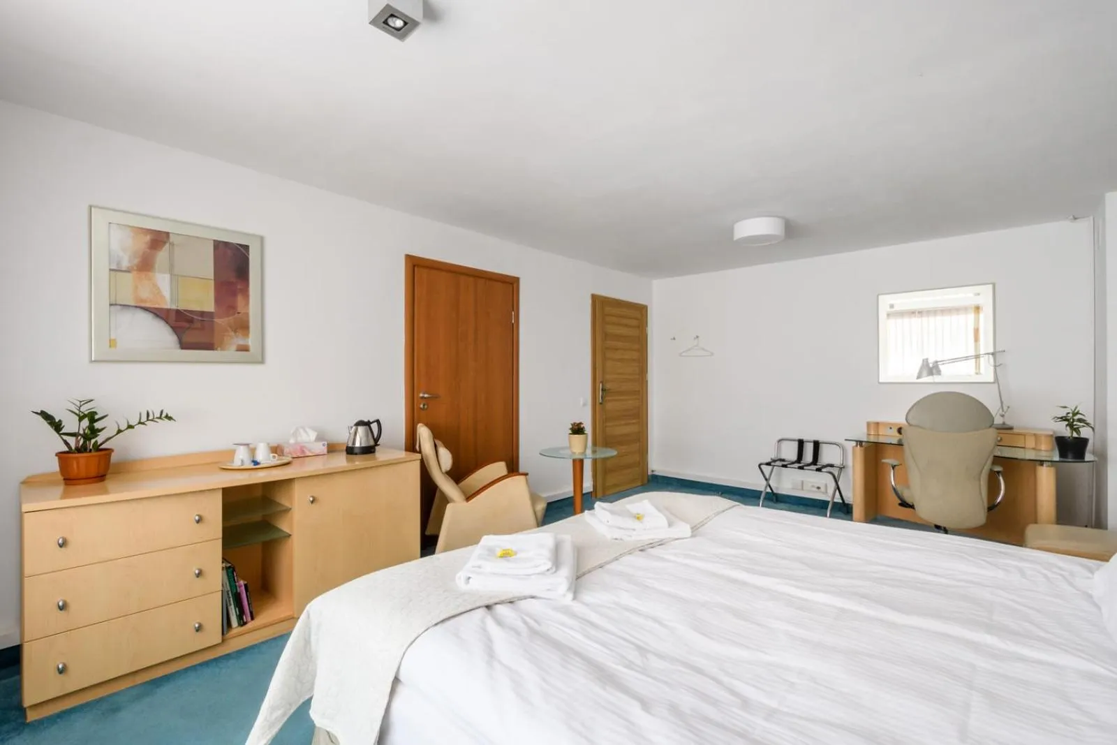 Bed in 404 Rooms Wilanowska