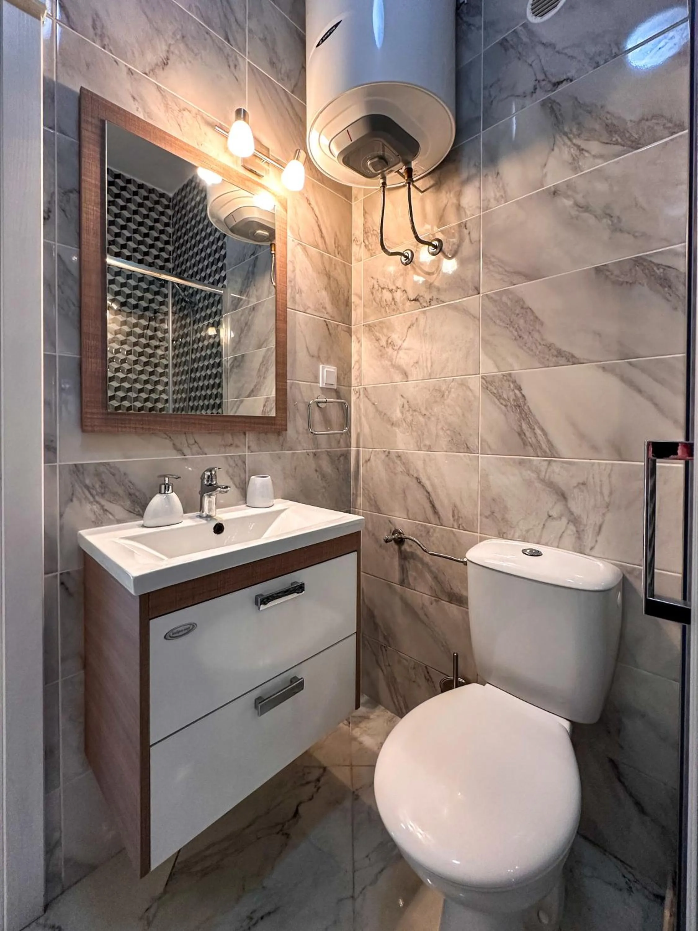 Toilet in Apartments Stella del Mare