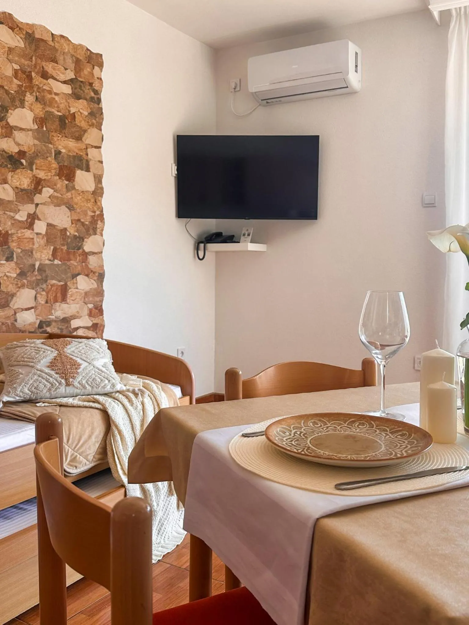 TV and multimedia in Apartments Stella del Mare