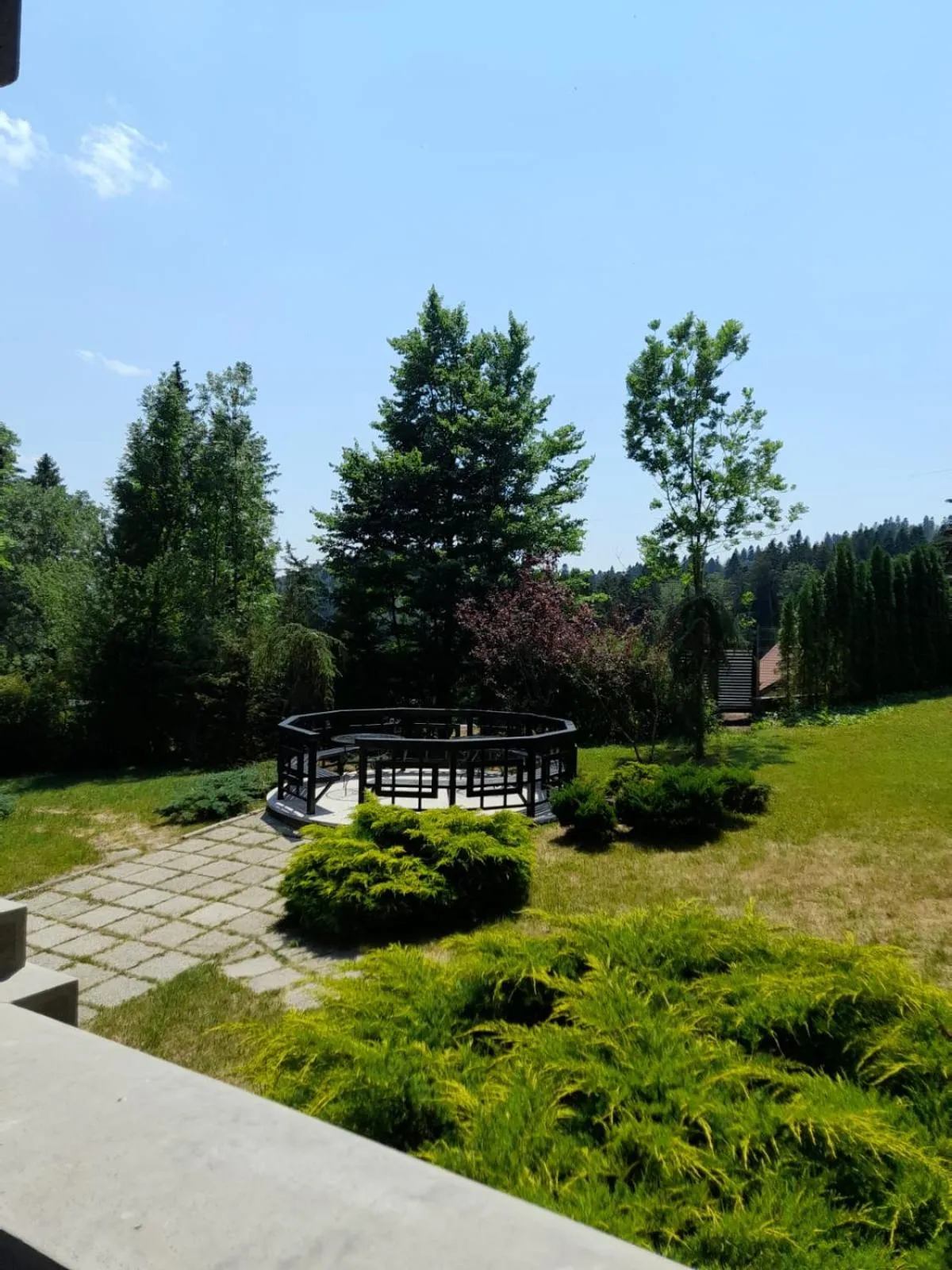 Garden view in Vilele Lucia