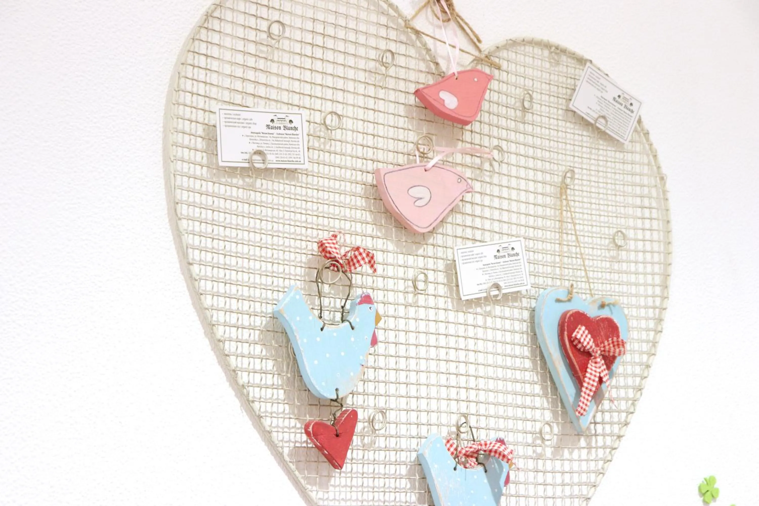 Decorative detail in Maison Blanche Kyiv city center