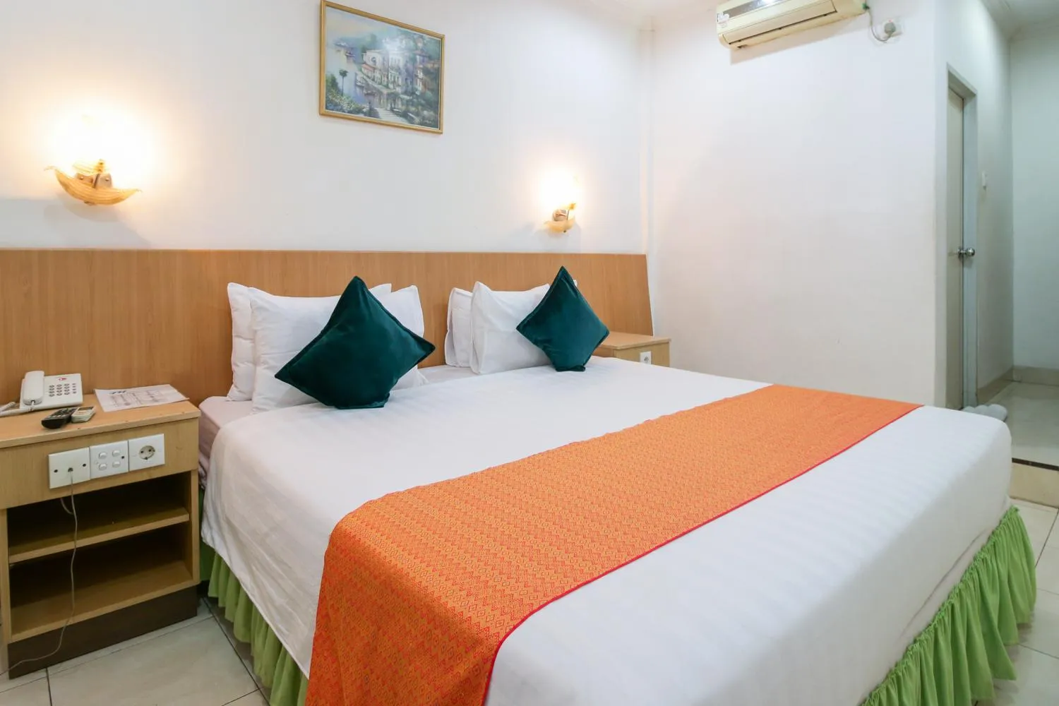 Bedroom, Bed in Mariani International Hotel