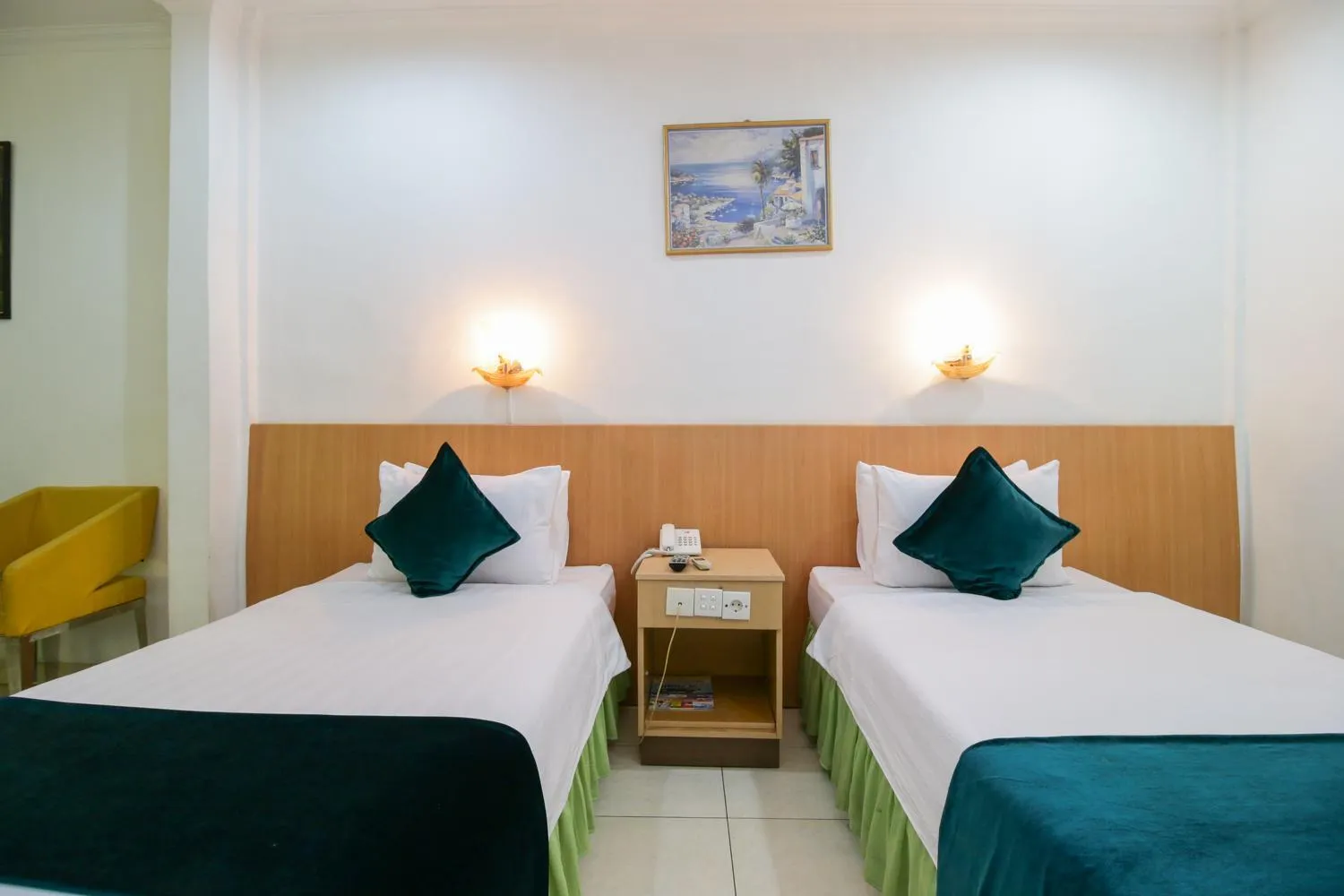 Bedroom, Bed in Mariani International Hotel