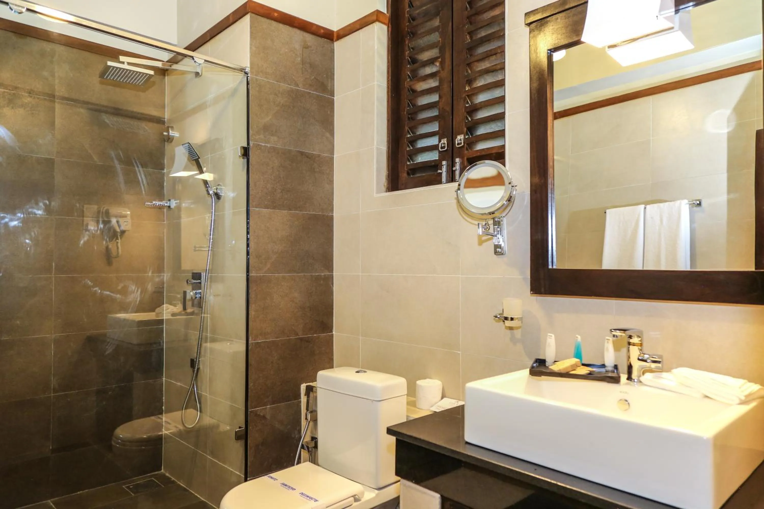 Bathroom in Oak Ray Wild Yala