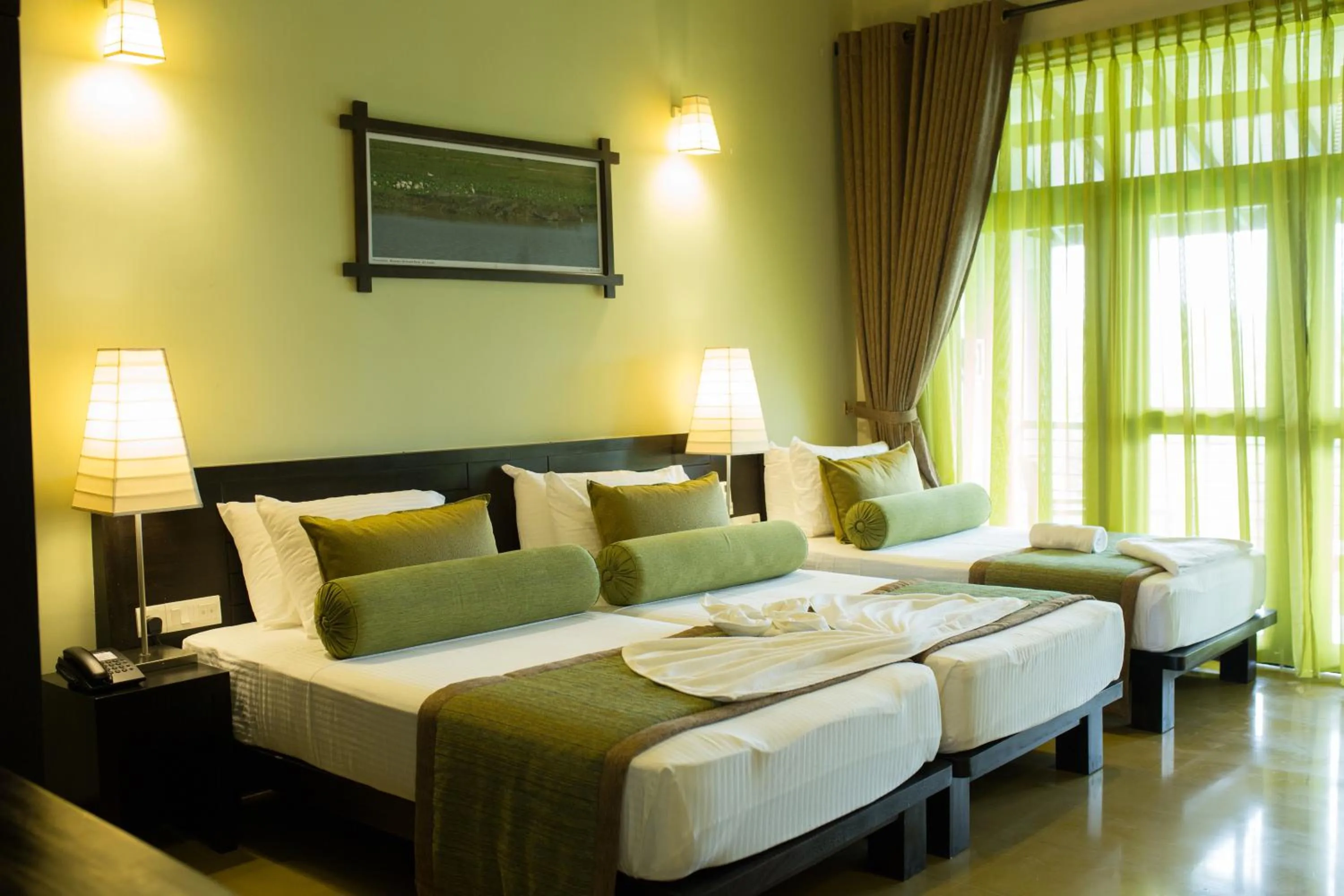 Bedroom, Bed in Oak Ray Wild Yala