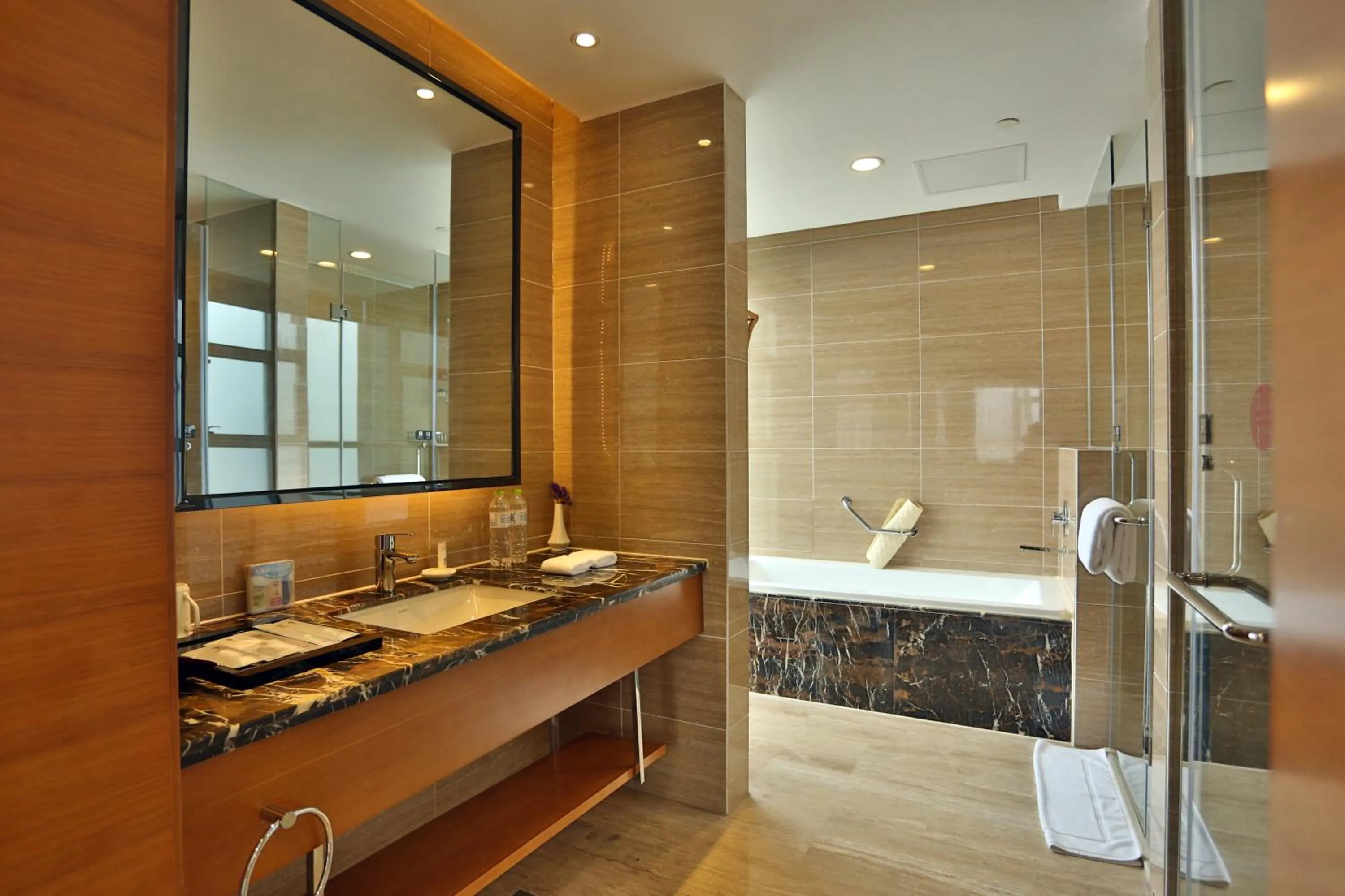 Decorative detail in Zhangjiajie Huatian Hotel