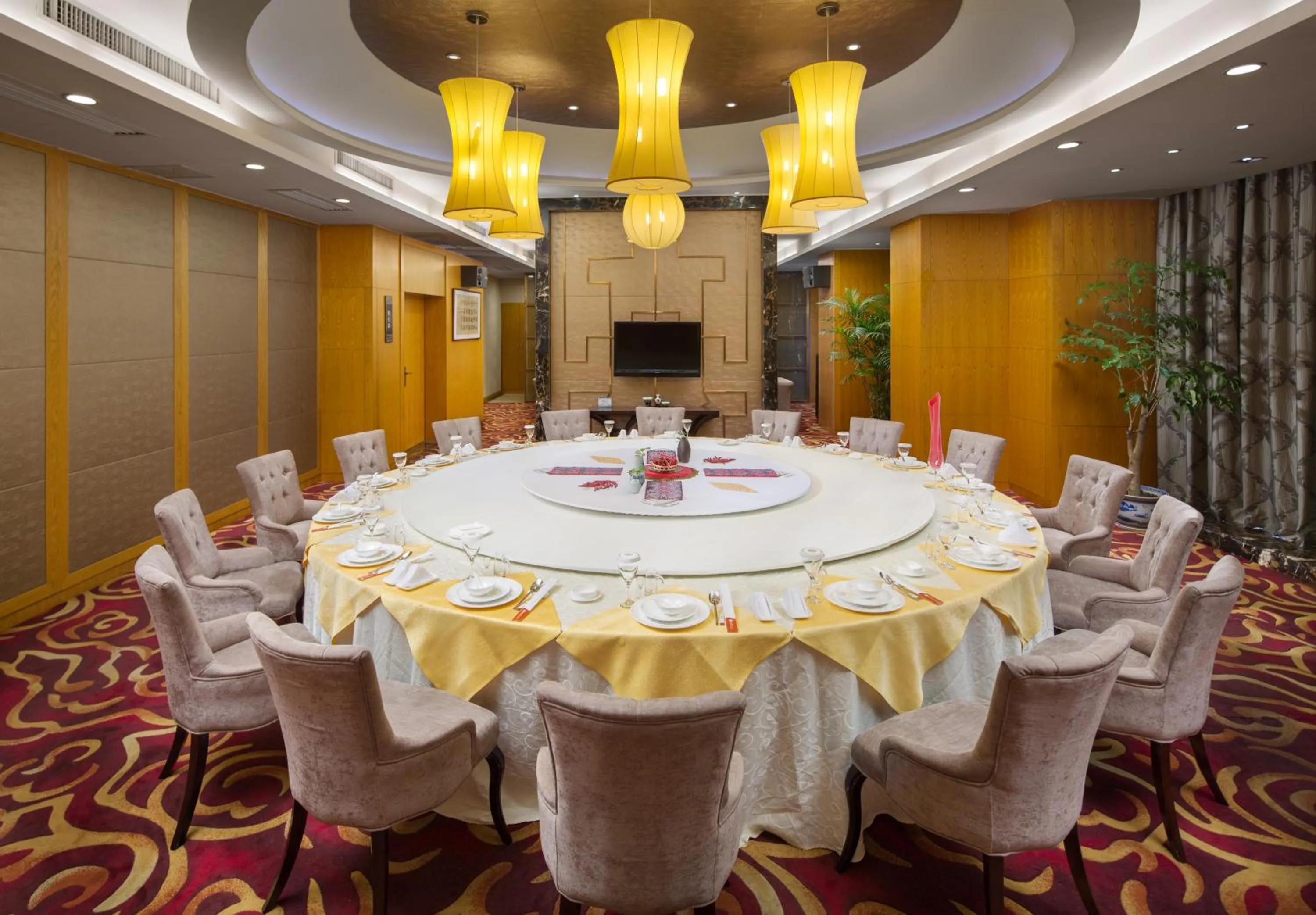 Restaurant/places to eat in Zhangjiajie Huatian Hotel