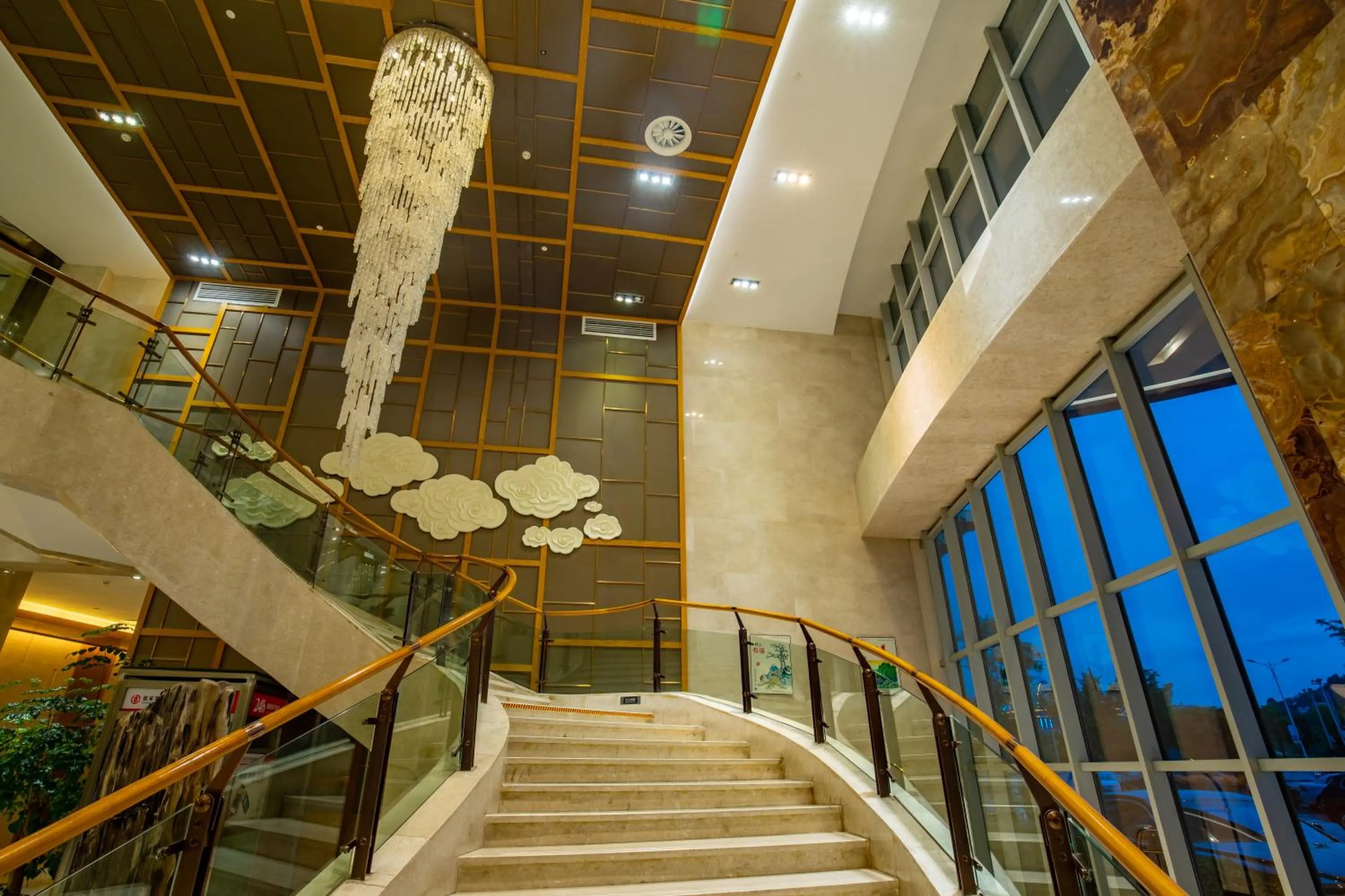 Lobby or reception in Zhangjiajie Huatian Hotel