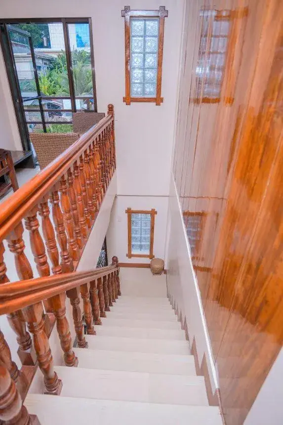 Small Double Room in Argamosa Bayside Inn Small Double Room in Argamosa Bayside Inn