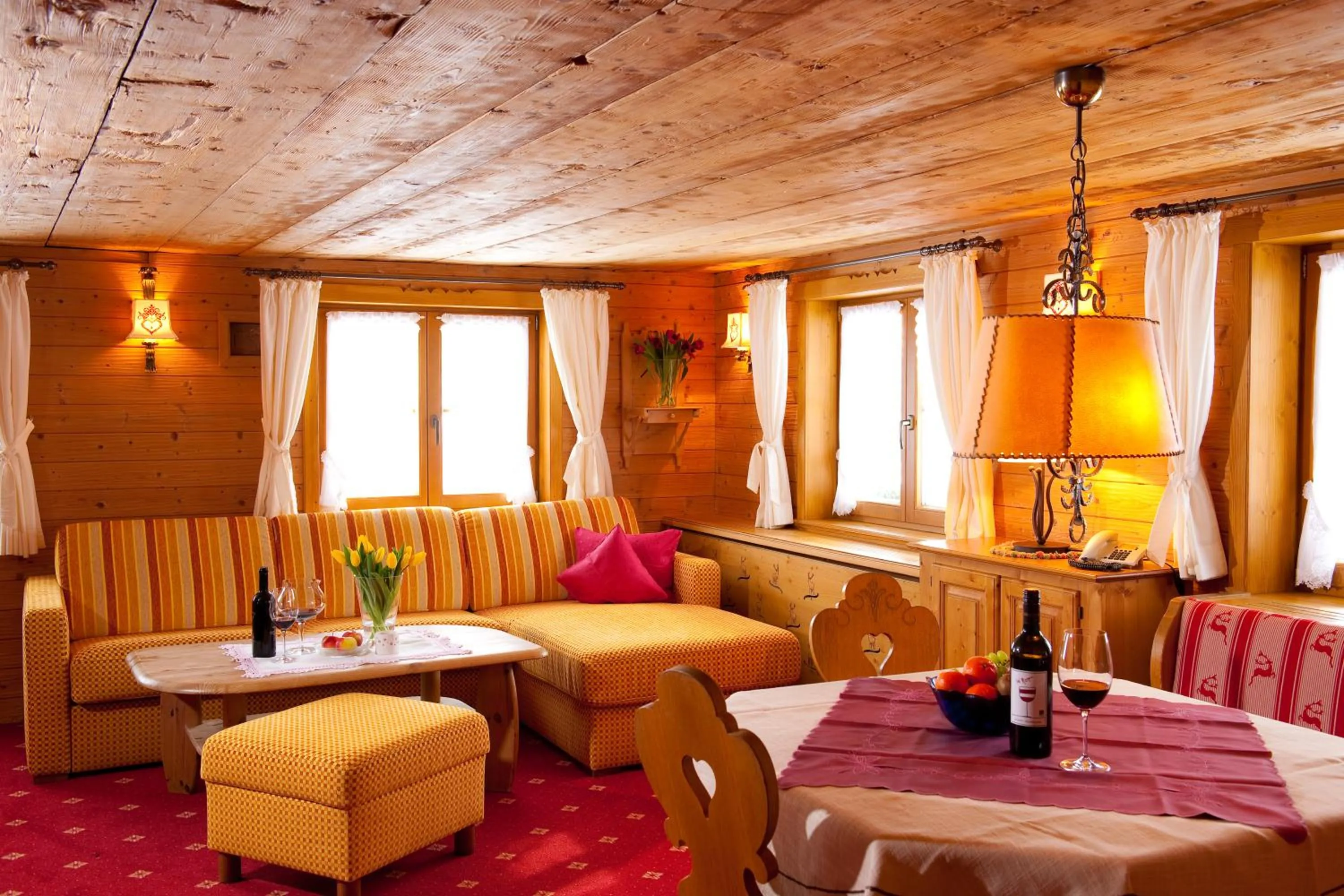 Seating area in Hotel Leitner