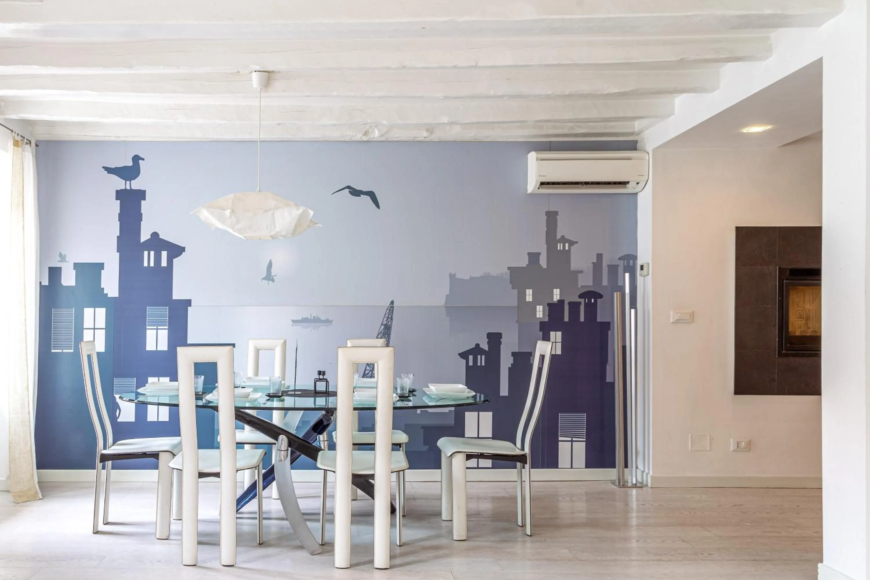 Luxury 350 Sq Mt flat with Terrace central Trieste