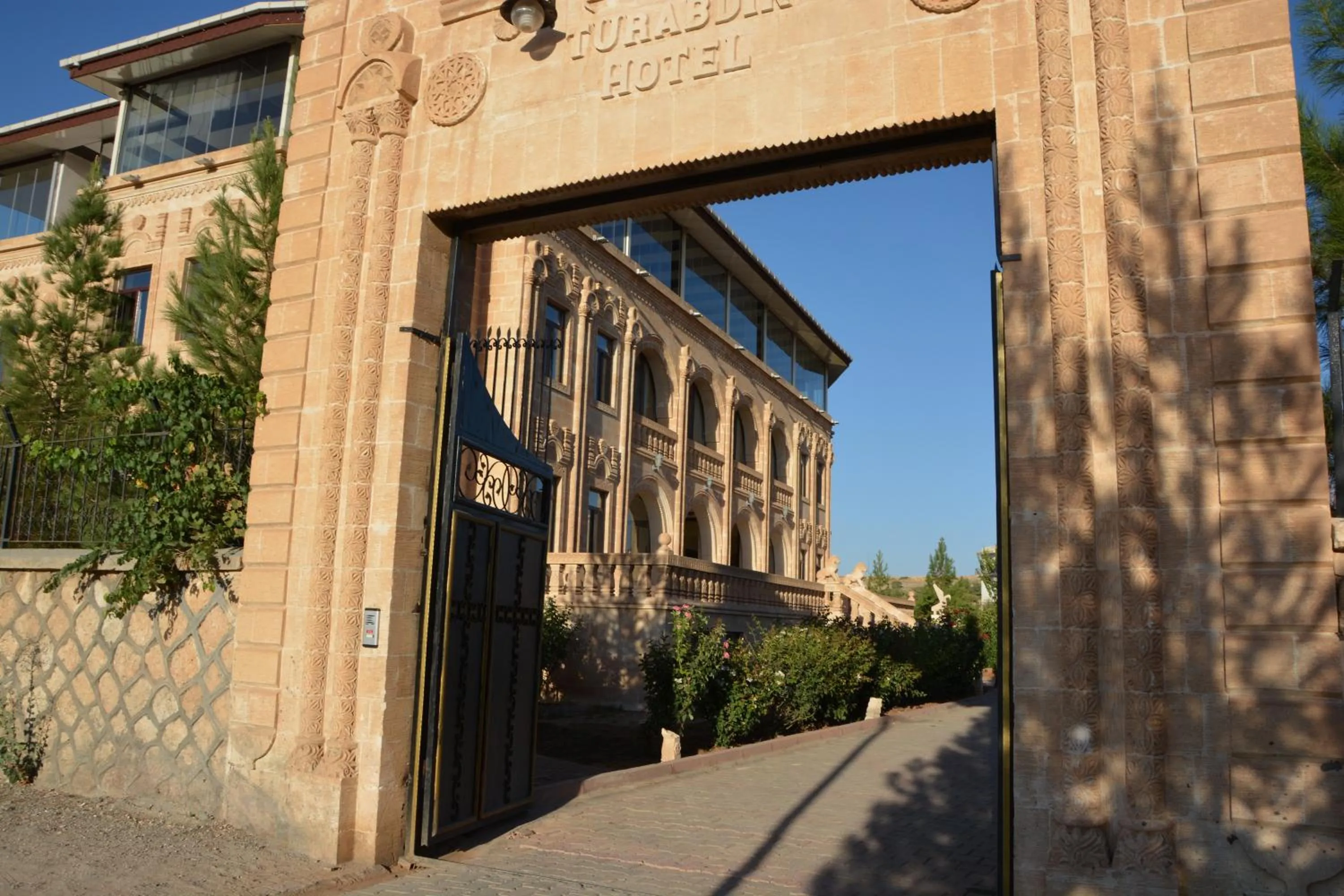 Turabdin Hotel