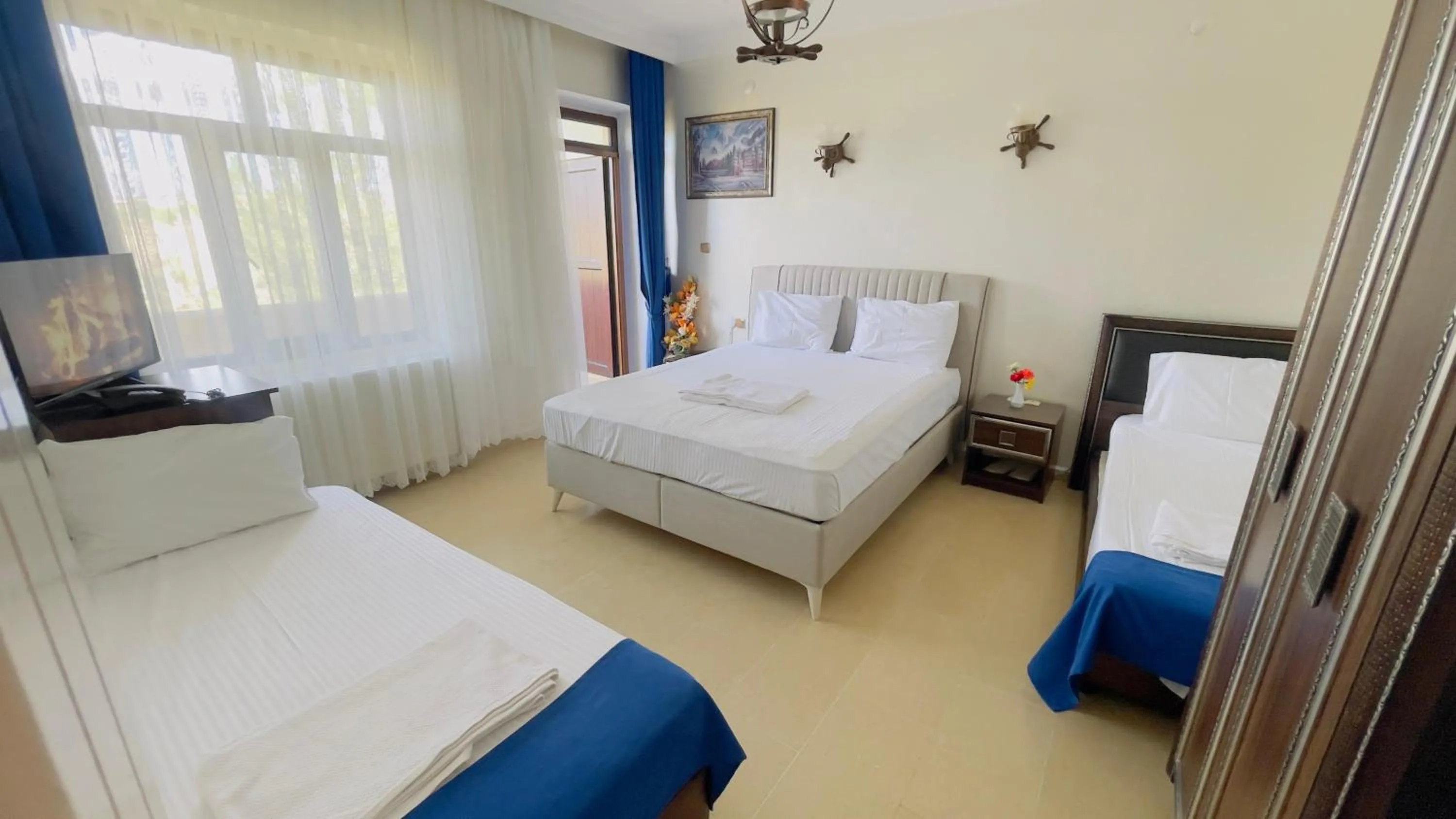 Bed in Turabdin Hotel