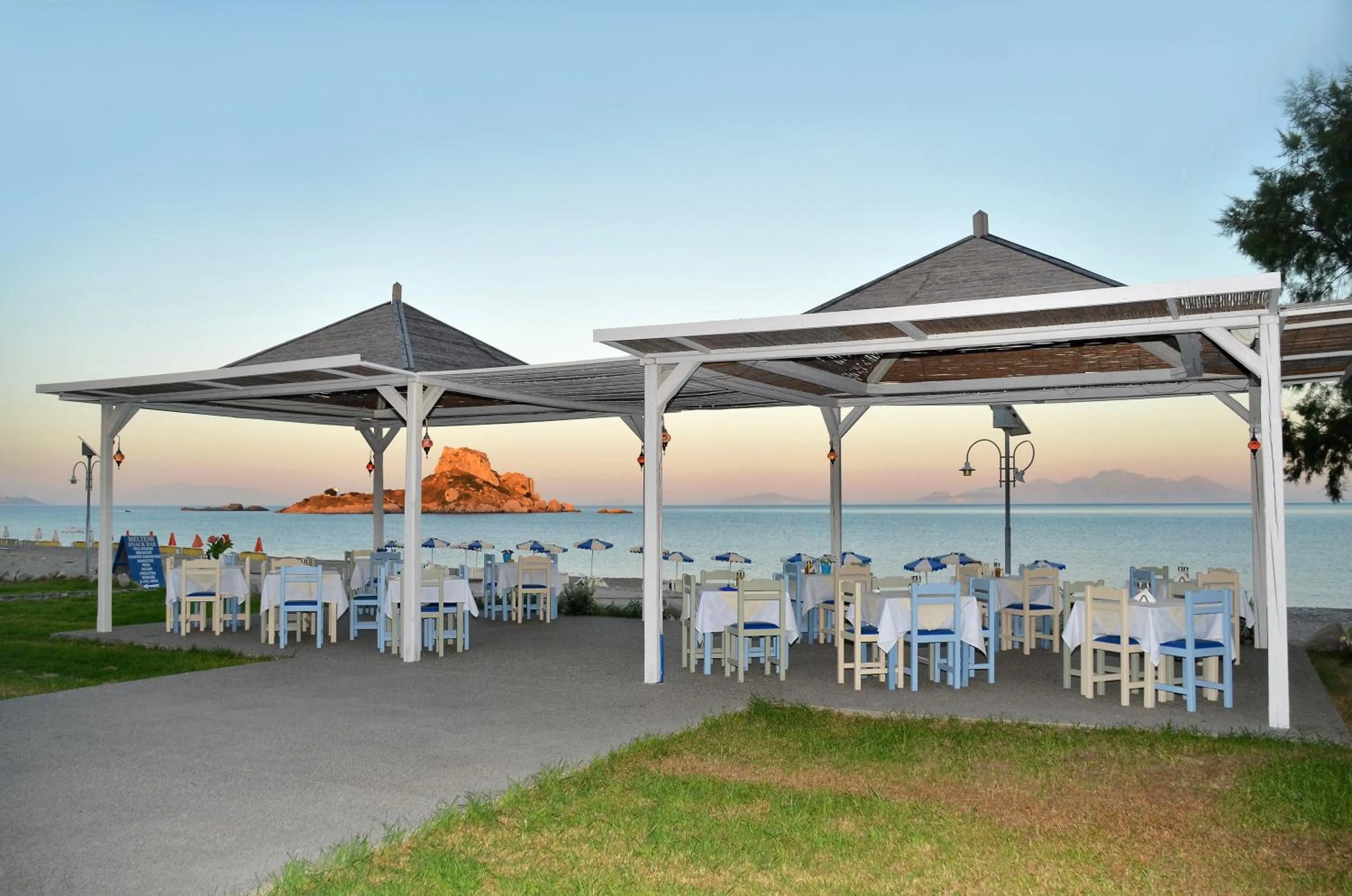 Restaurant/places to eat in Kordistos Hotel