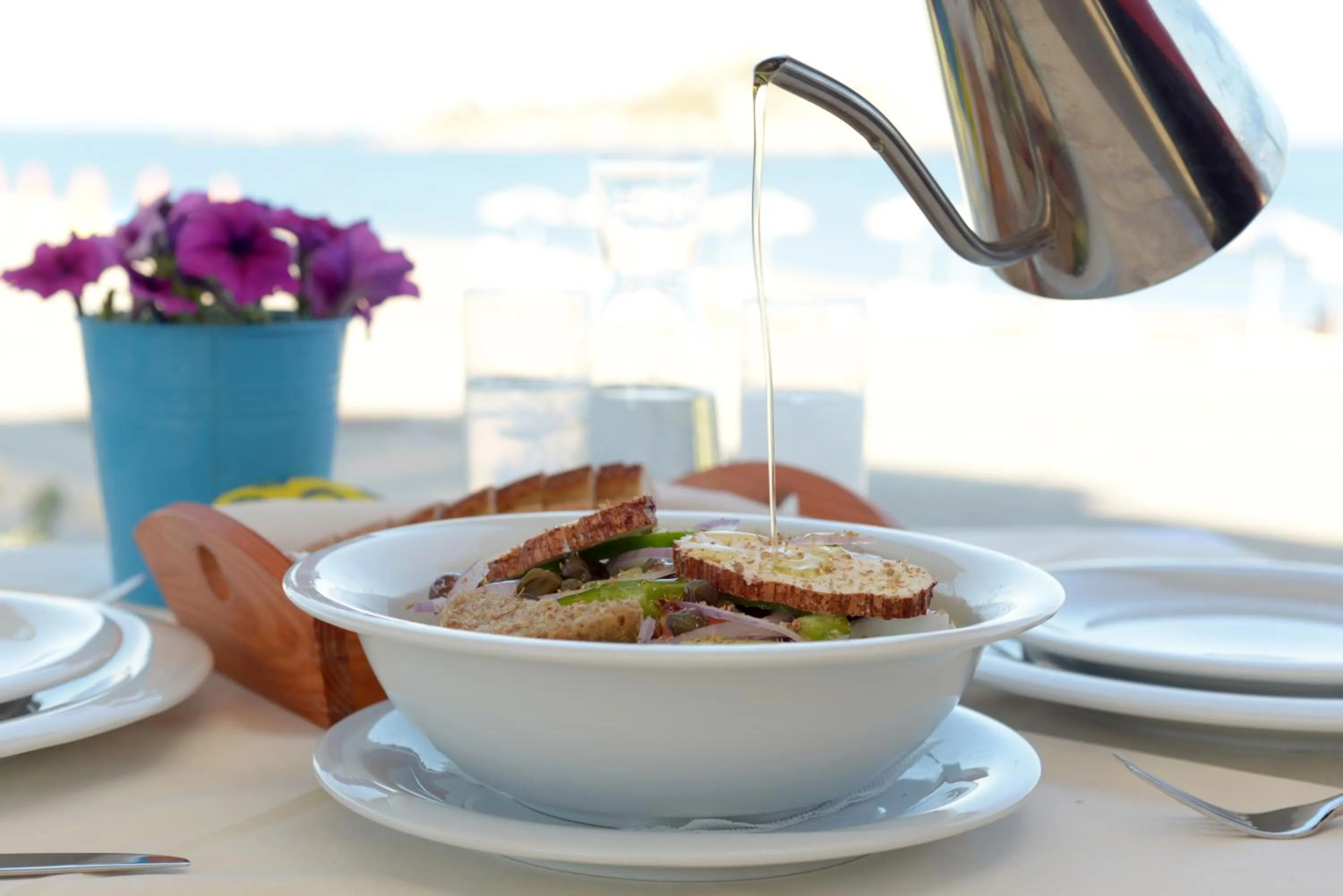 Restaurant/places to eat in Kordistos Hotel