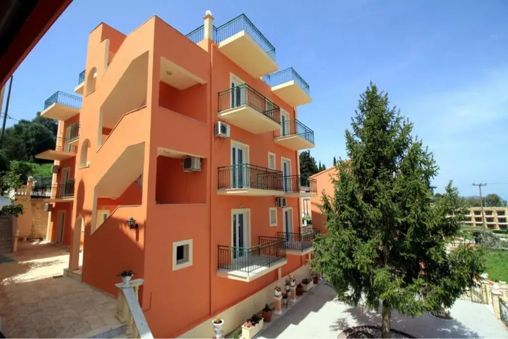 Property building in Corfu Sunflower Apartments Property building in Corfu Sunflower Apartments