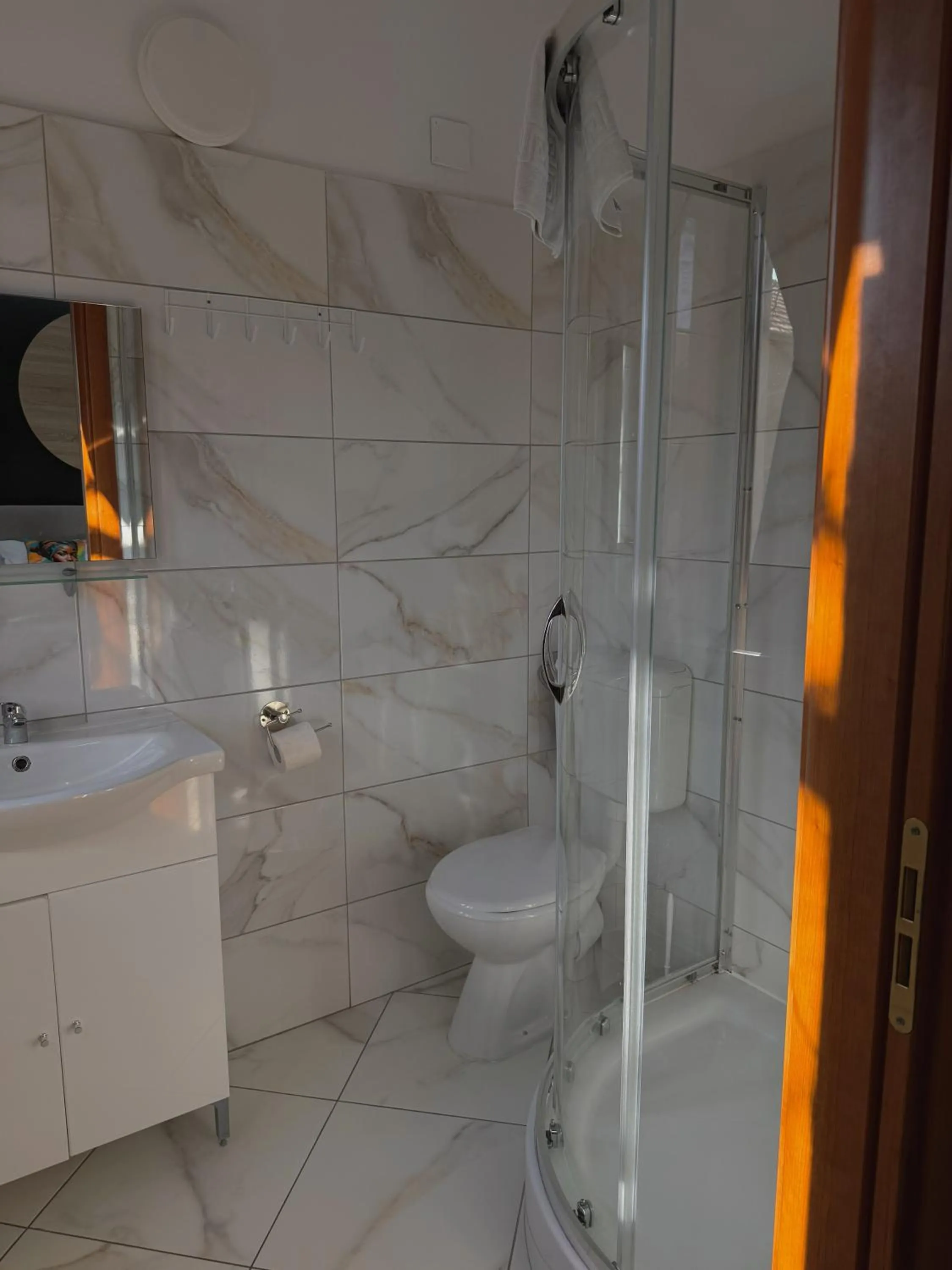 Shower in Pension Recidency