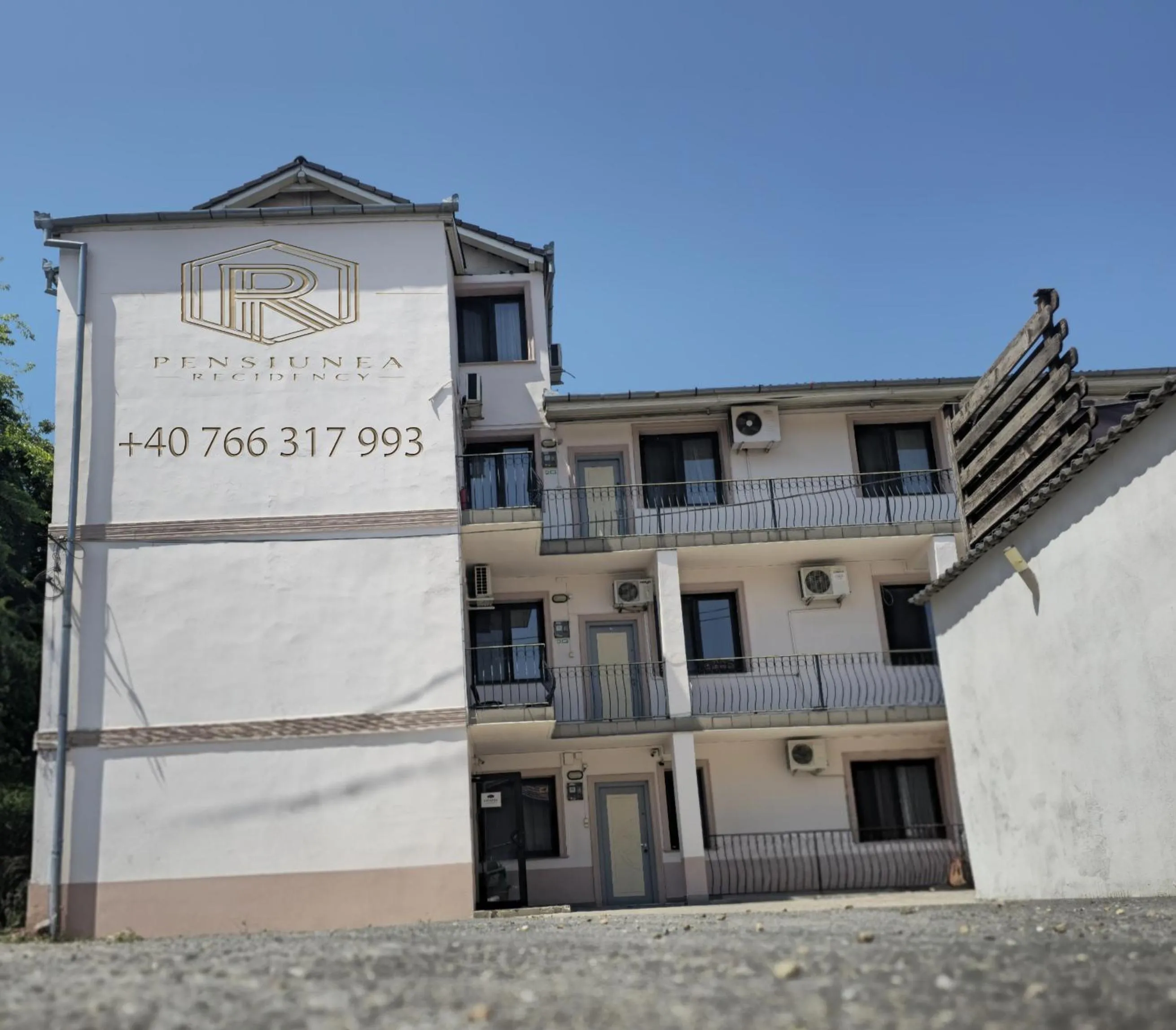 Property building in Pension Recidency