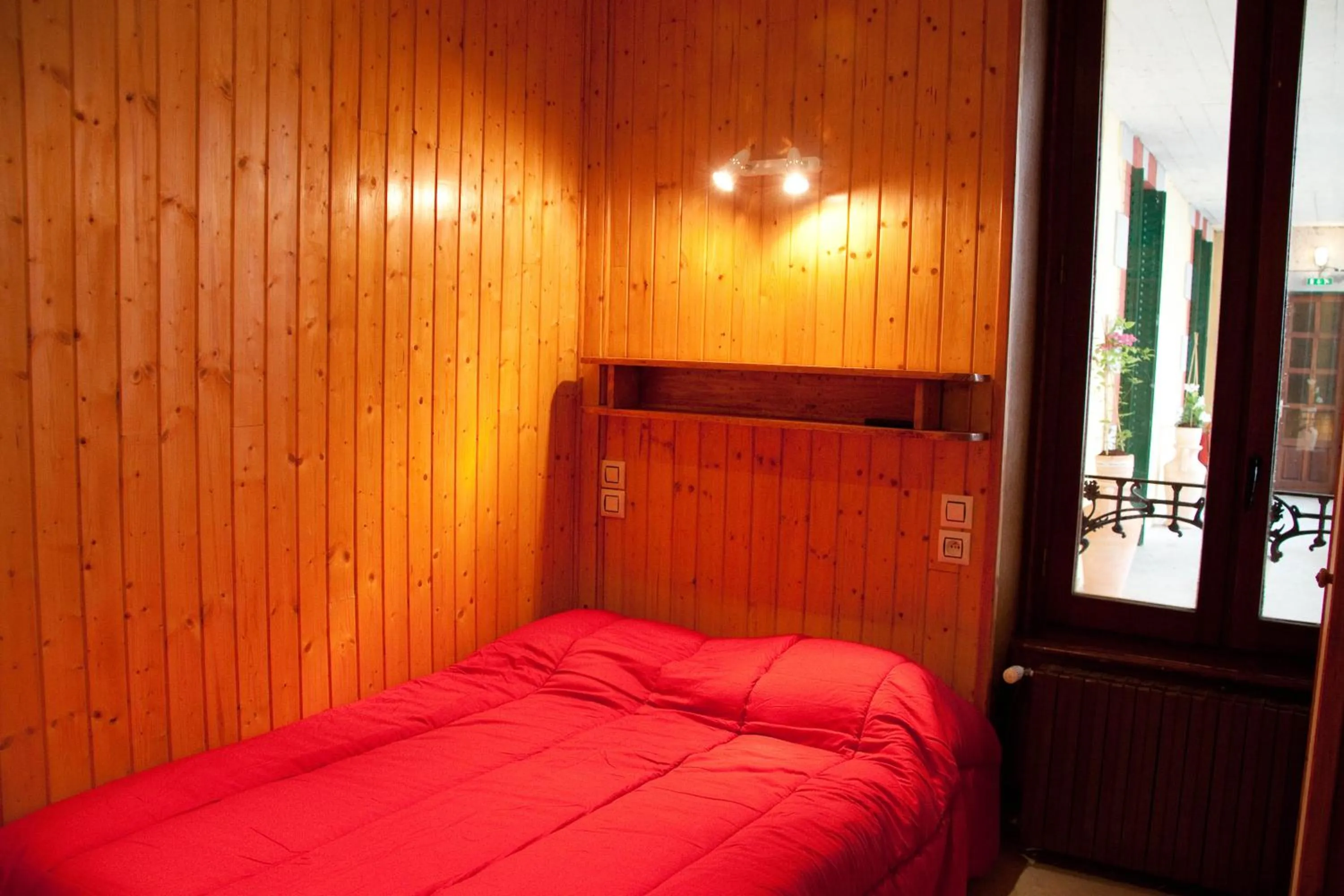 Bed in Hébergement Artense