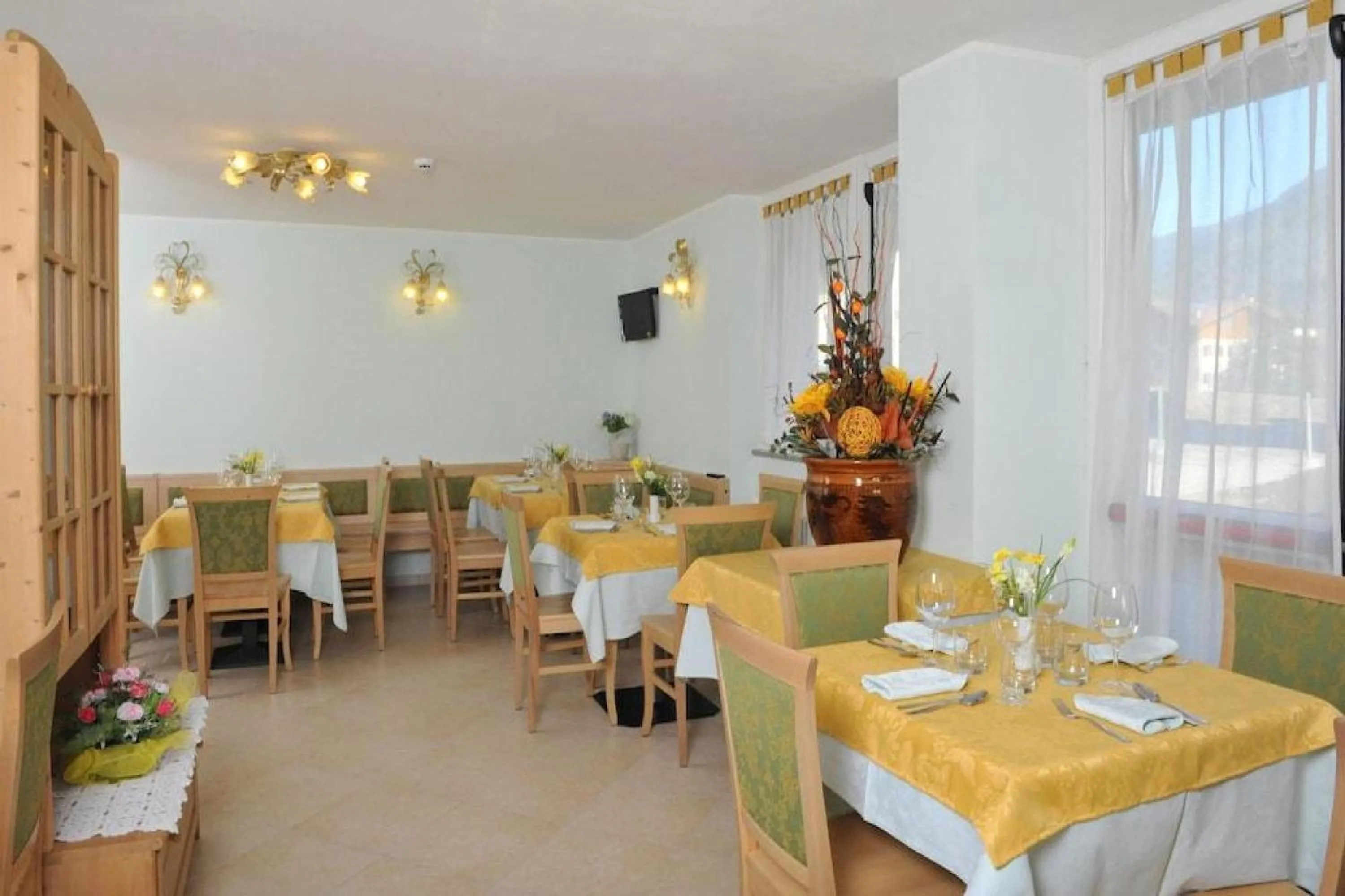 Restaurant/places to eat in Hotel Garnì Maria