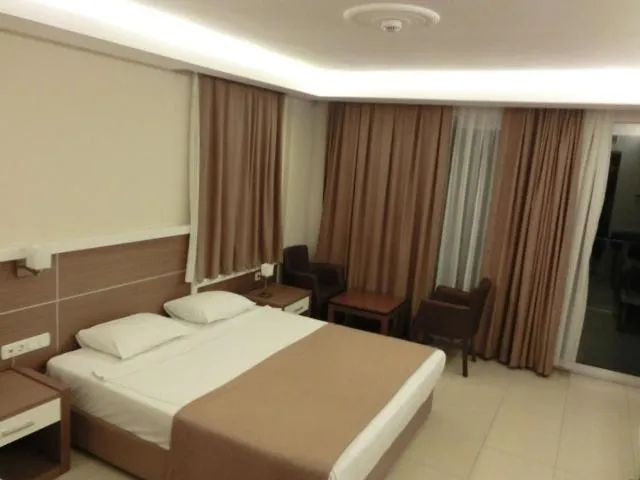 Bed in Venessa Beach Hotel