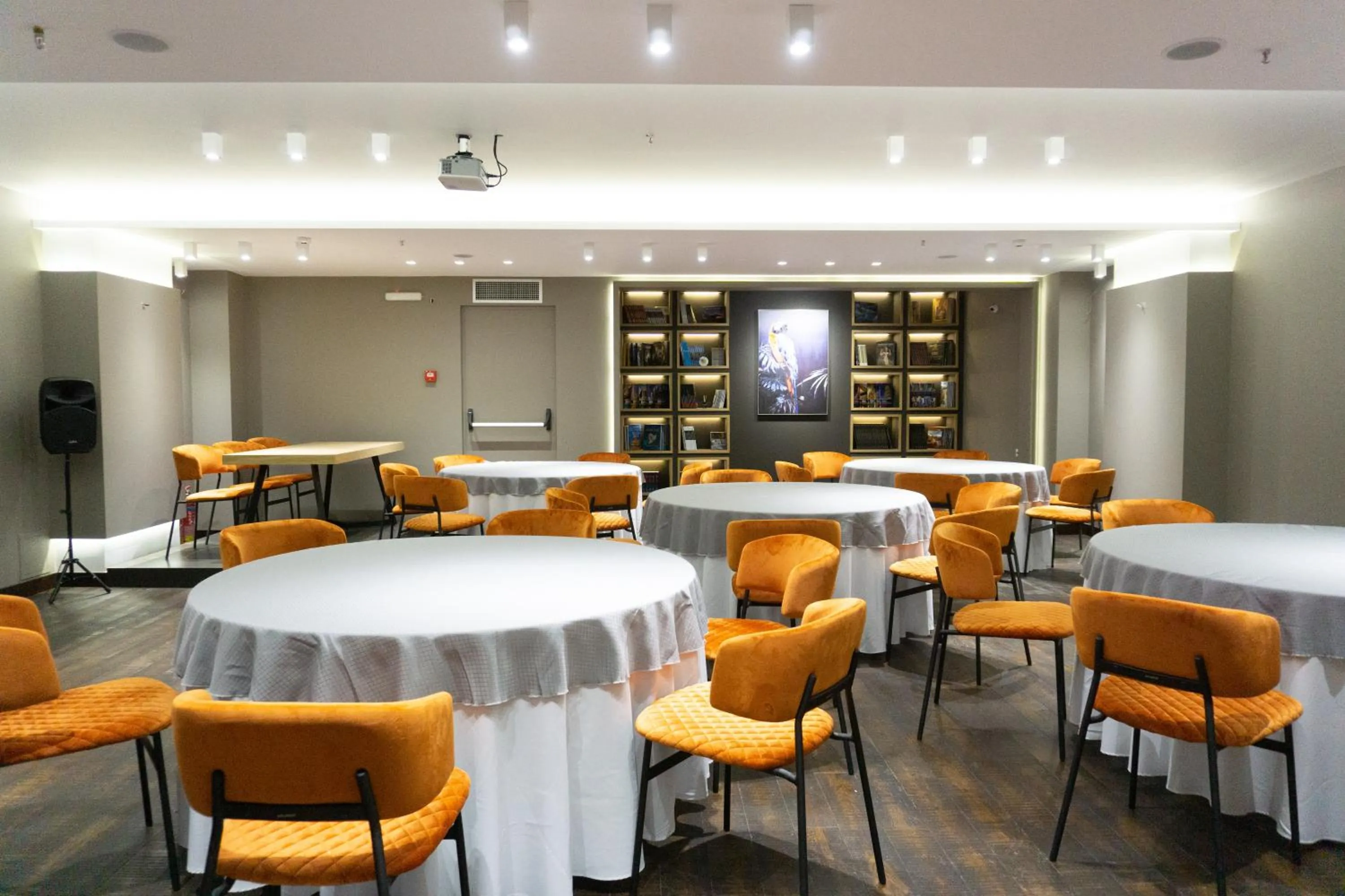 Meeting/conference room in City Loft Hotel