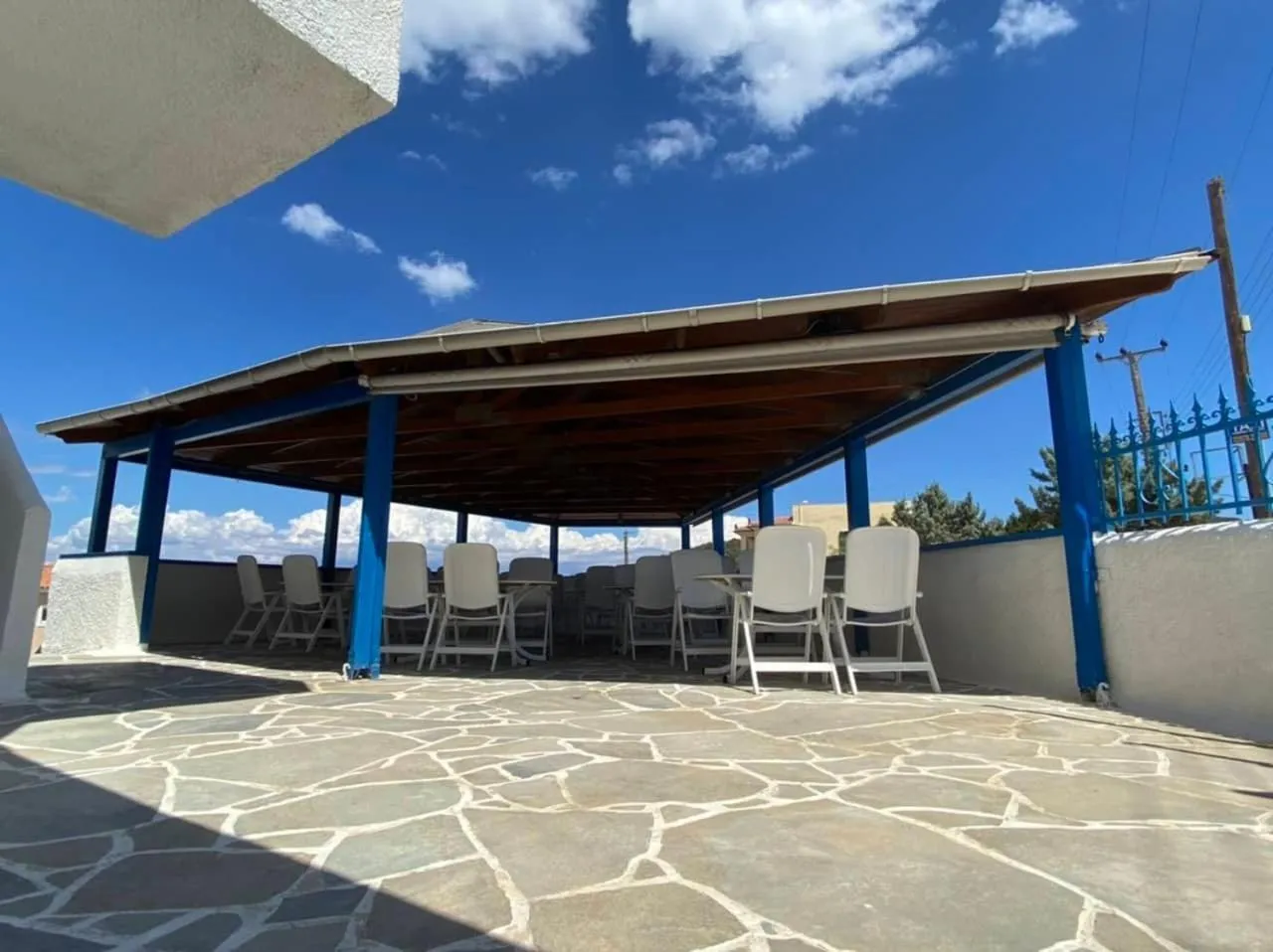 Property building in Blue Dolphin Studios and Apartment