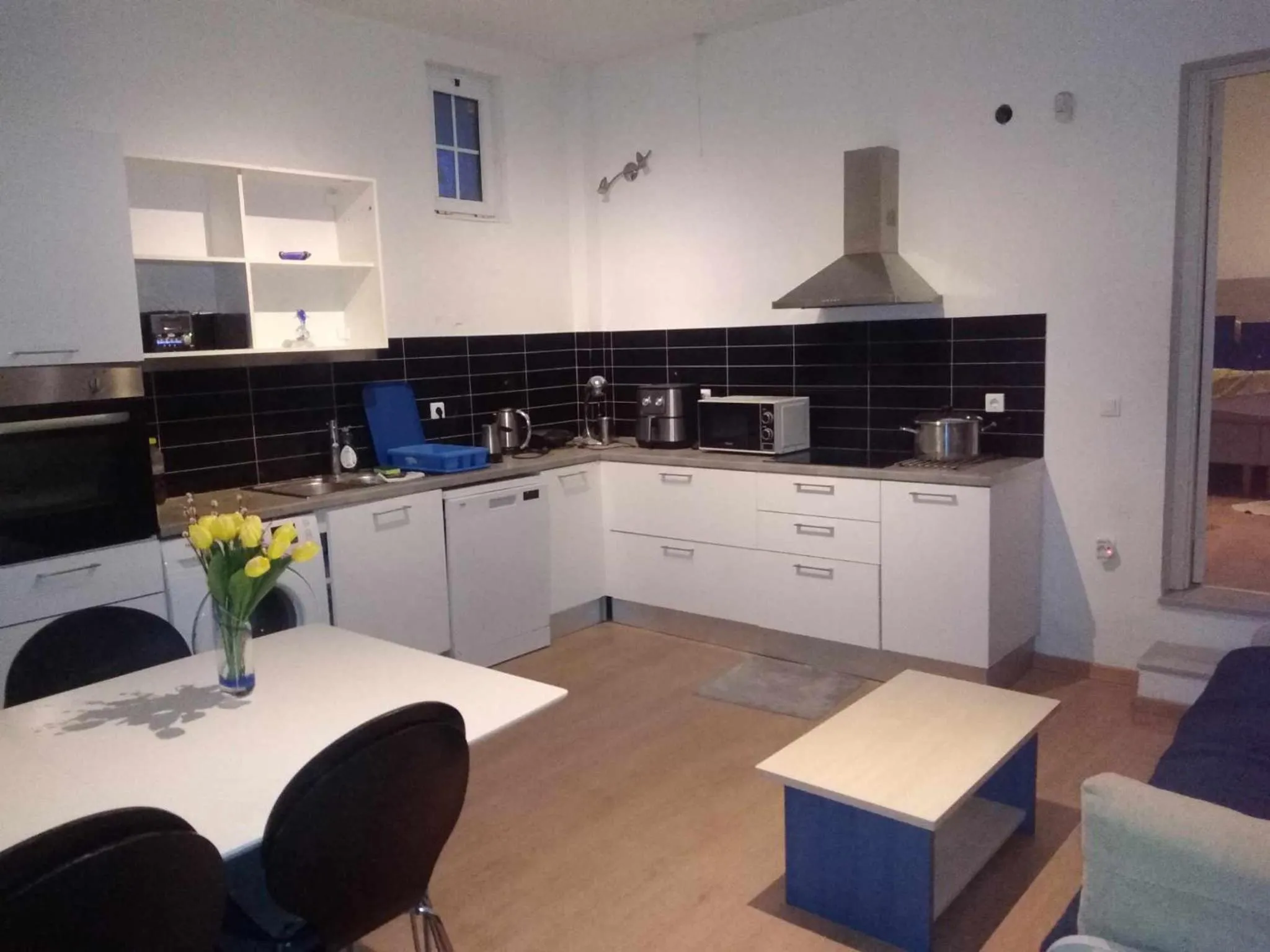 kitchen in Blue Dolphin Studios and Apartment