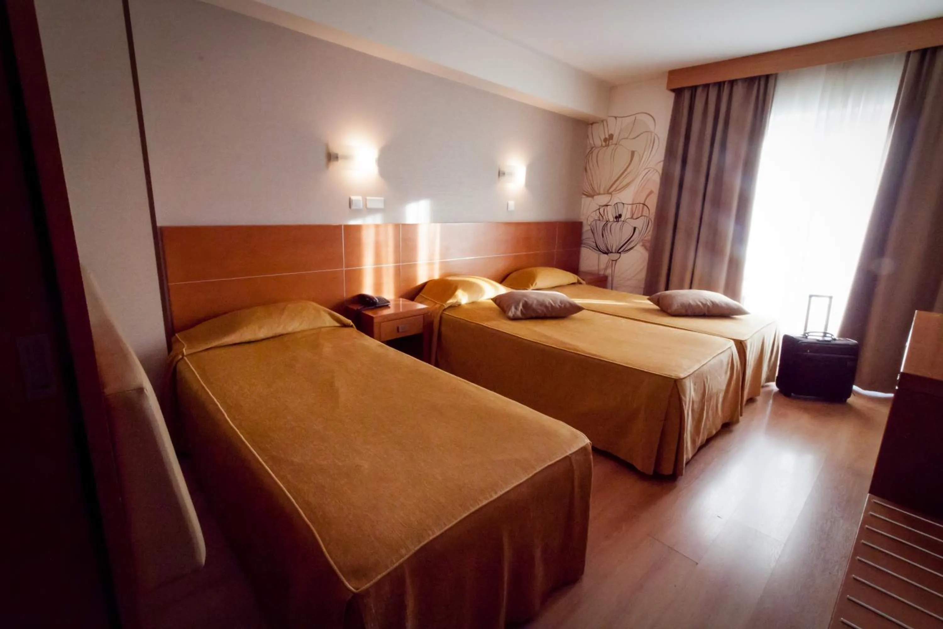 Bed in Hotel 4 Estações