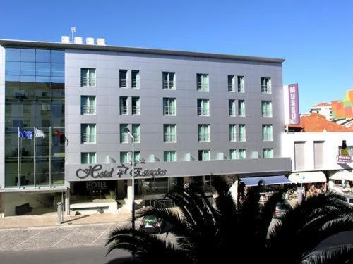 Facade/entrance in Hotel 4 Estações