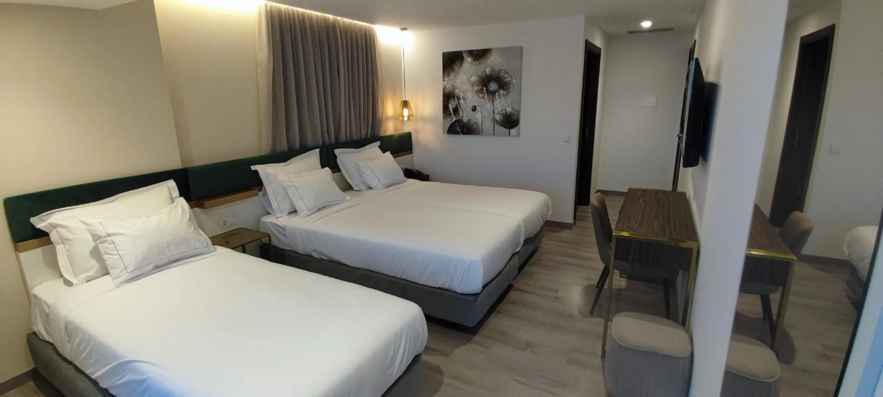 Bed in Hotel 4 Estações