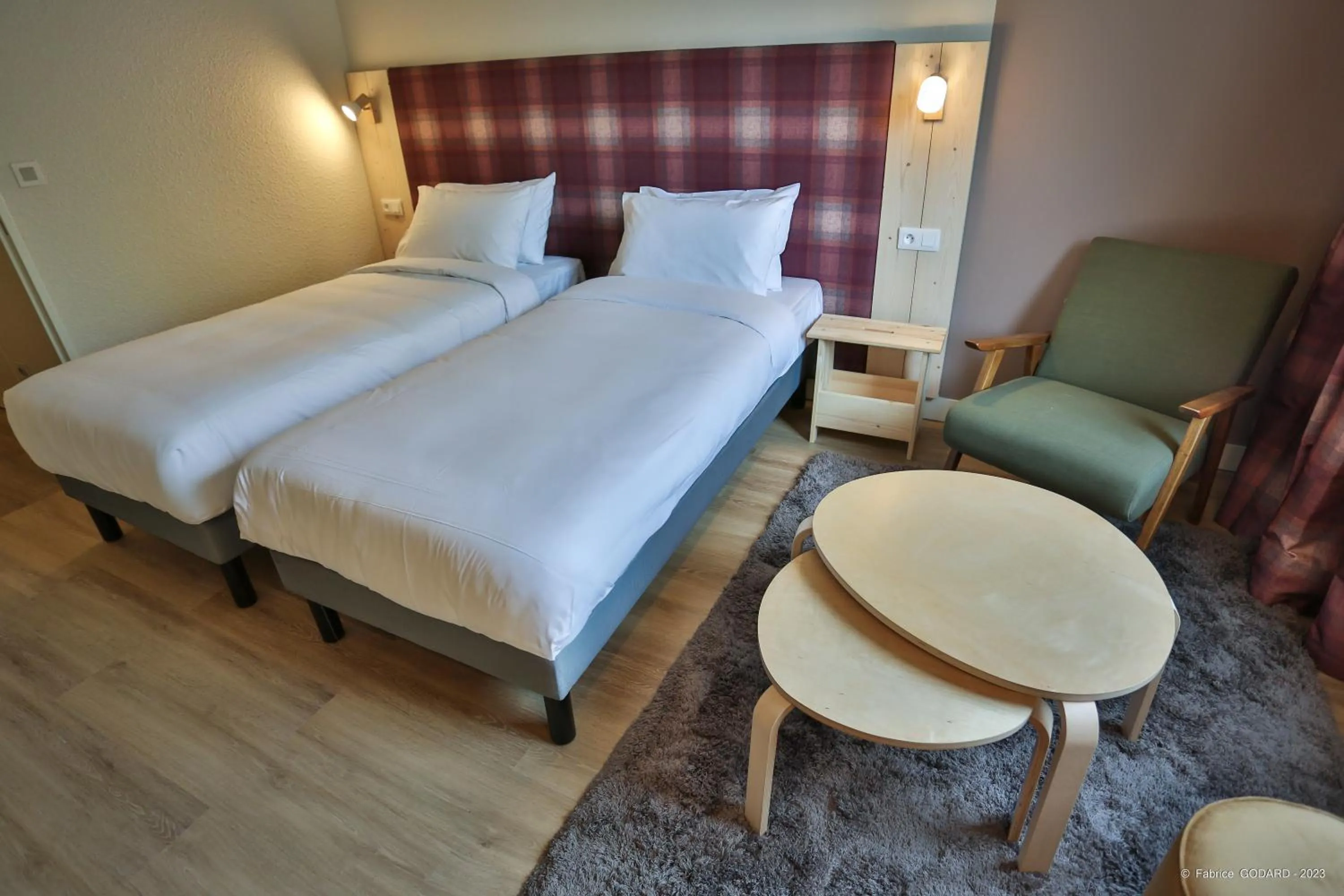 Photo of the whole room, Bed in Hôtel Le Refuge des Sources