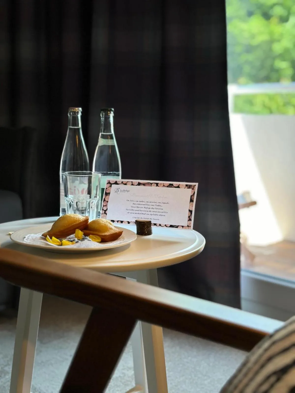 Breakfast in Hôtel Le Refuge des Sources