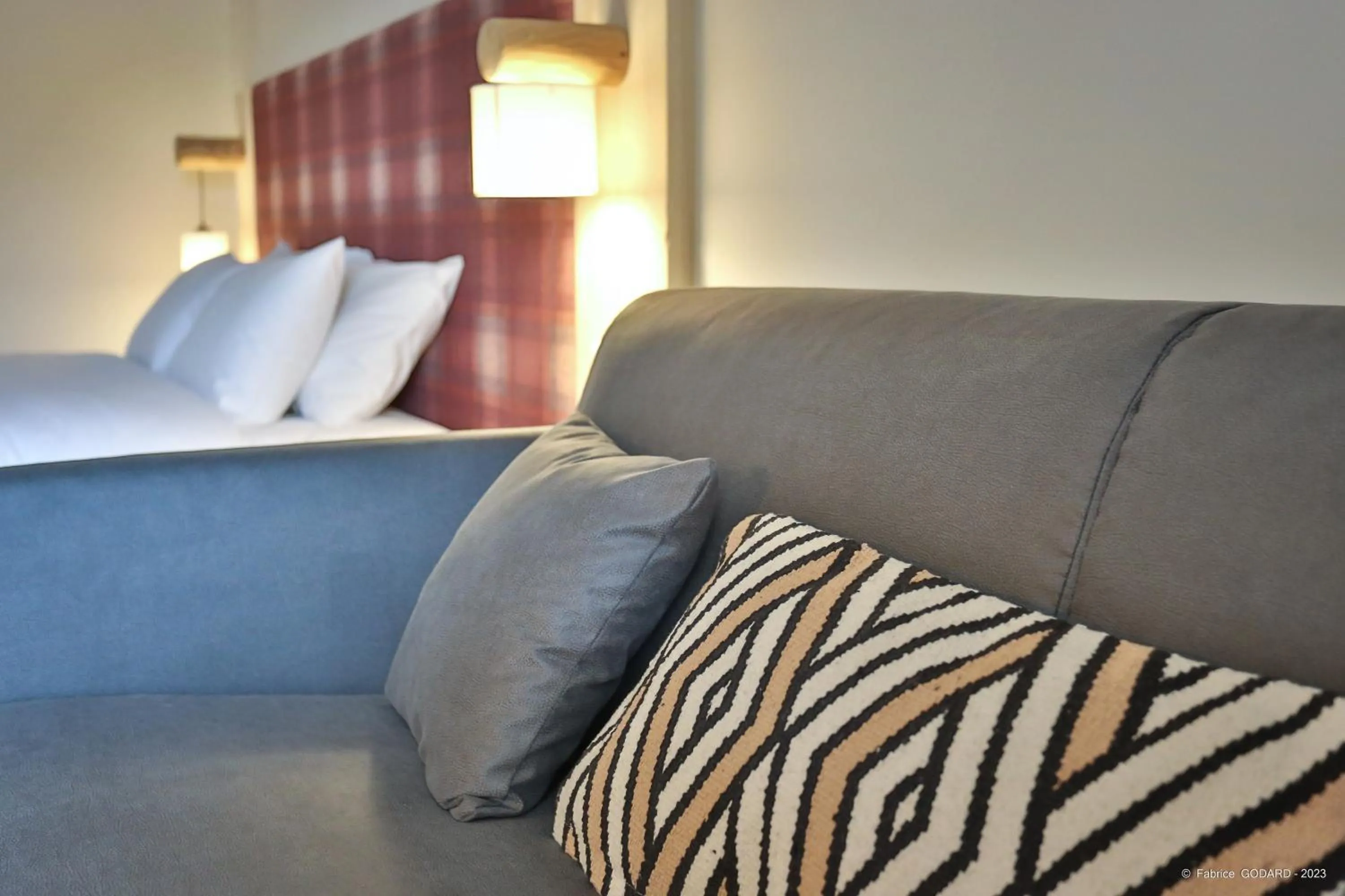 Photo of the whole room, Bed in Hôtel Le Refuge des Sources