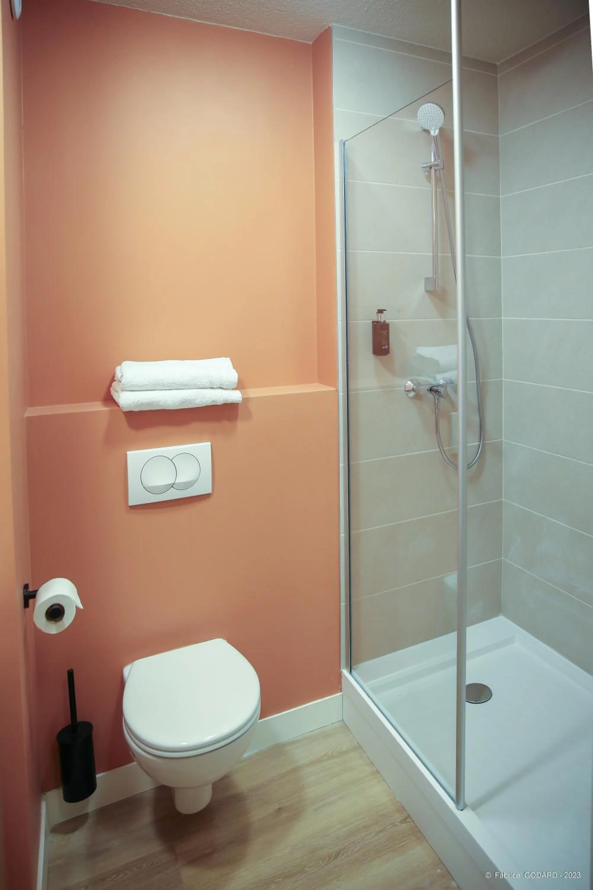 Bathroom in Hôtel Le Refuge des Sources