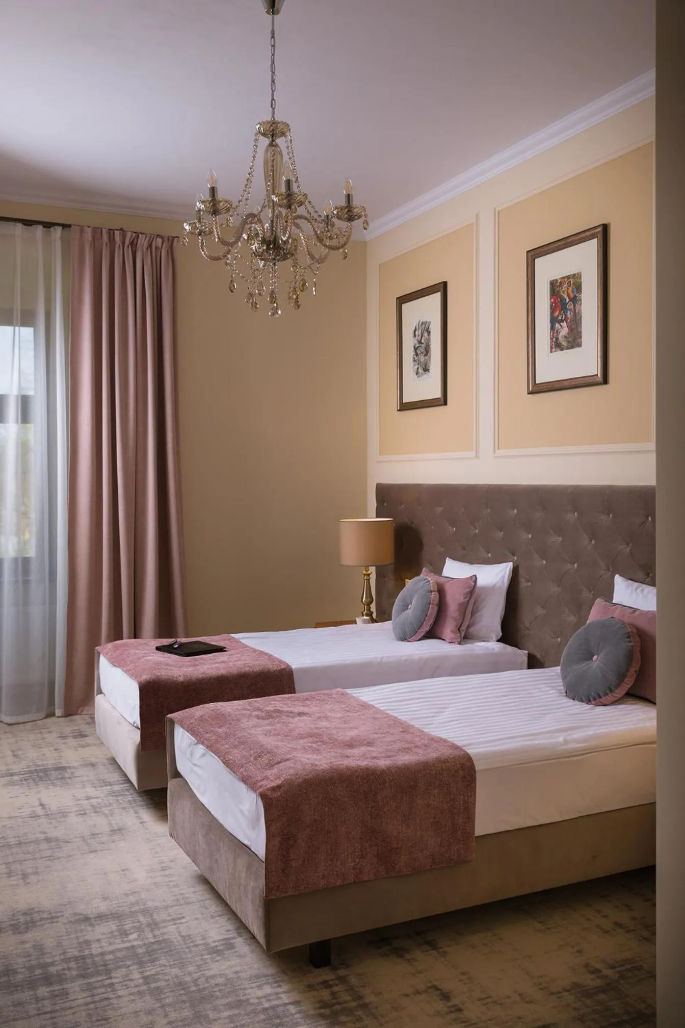 Bed in Pałac Mojęcice