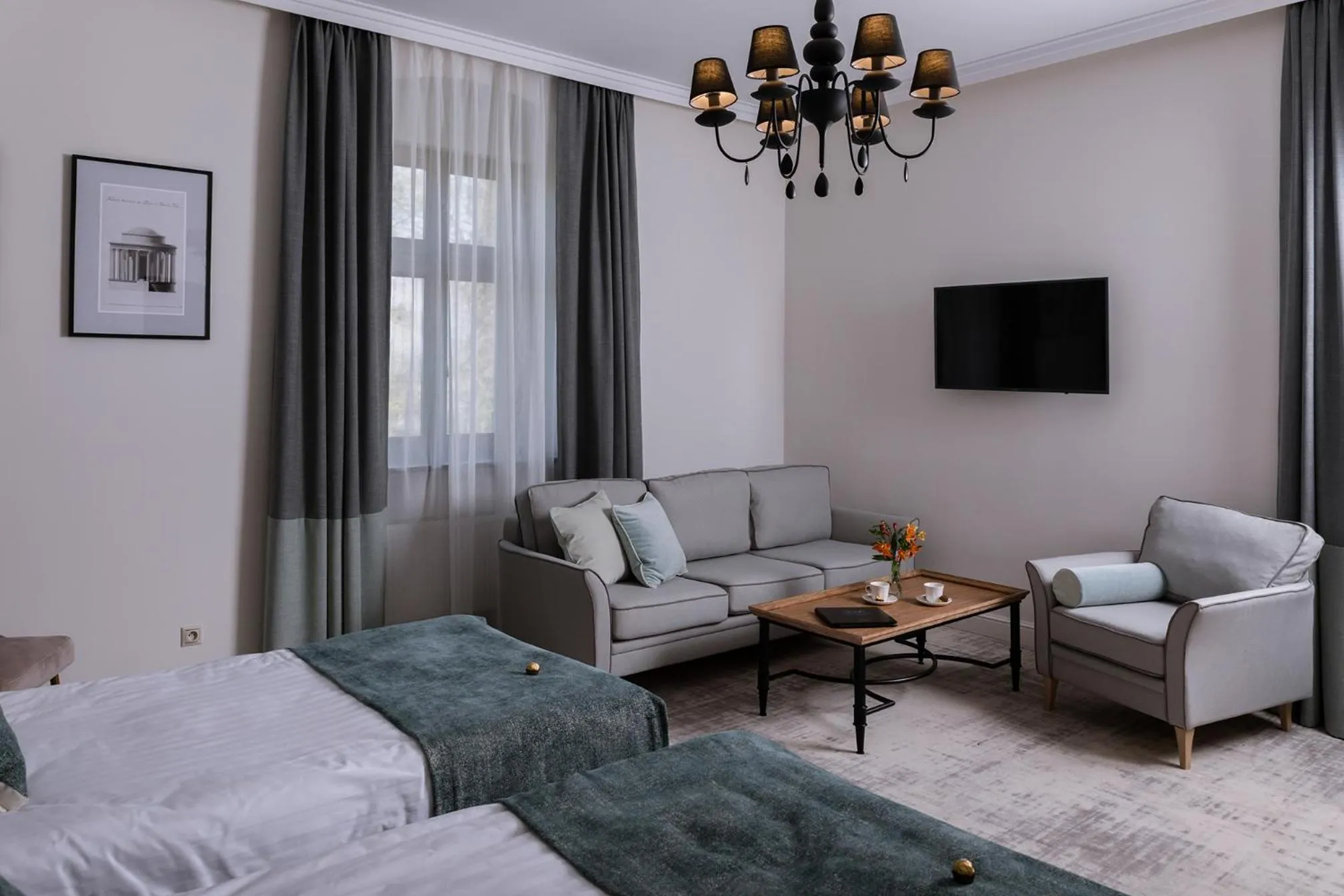 Photo of the whole room, Bed in Pałac Mojęcice